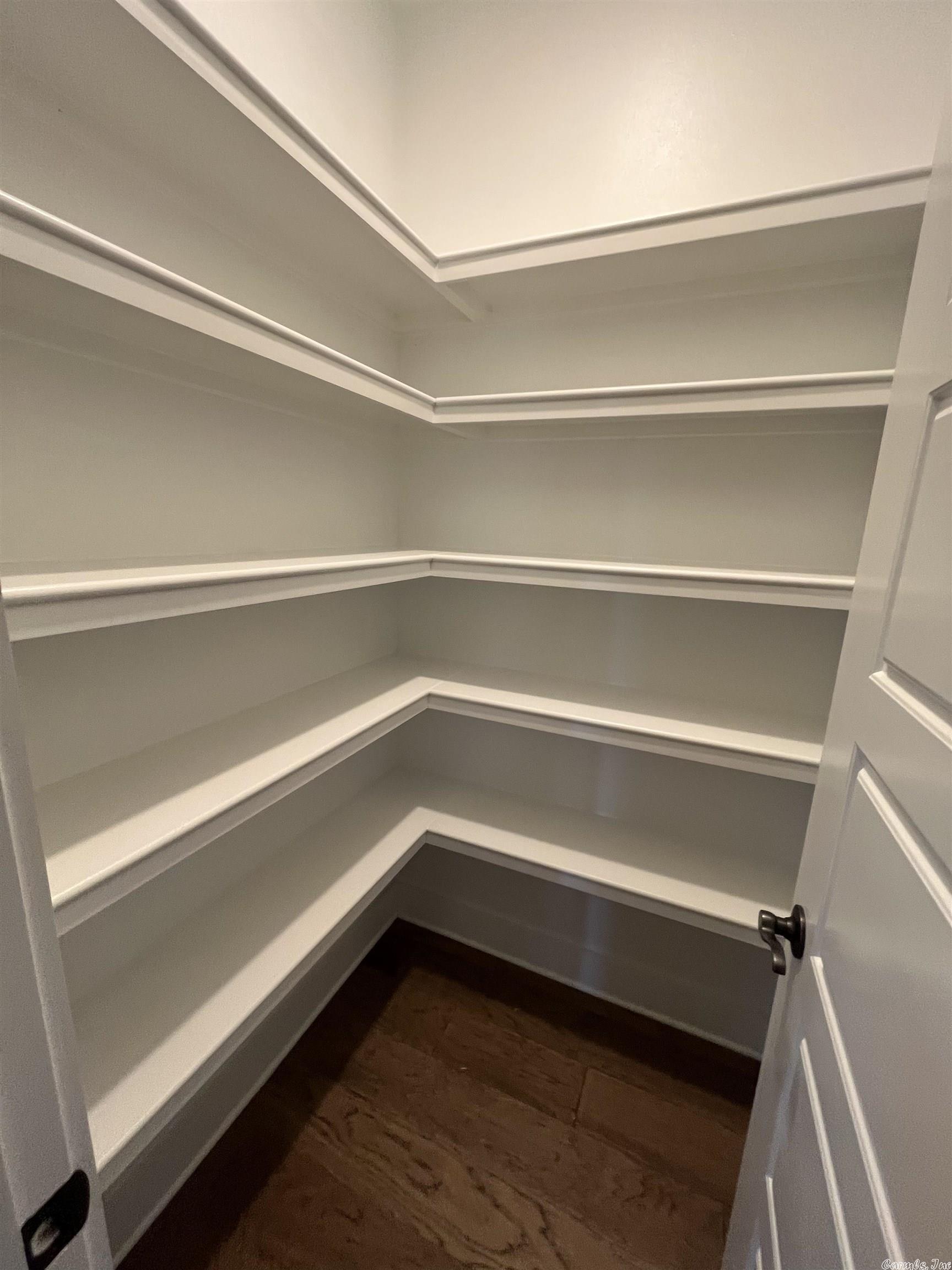 THE WOODS OF HURRICANE LAKE ESTA - Residential