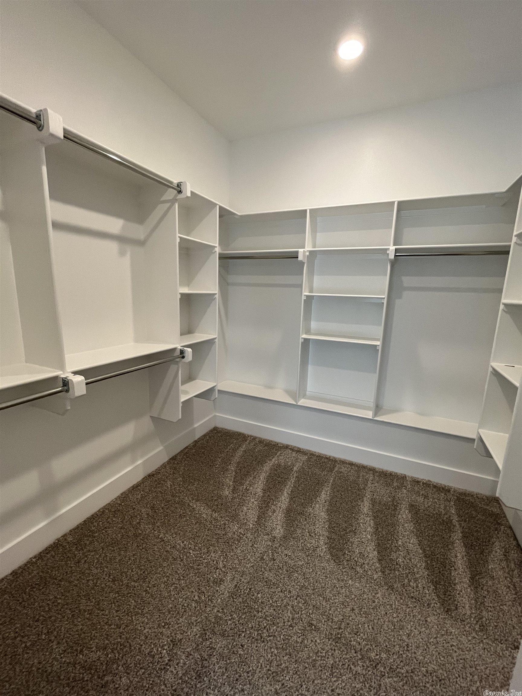 THE WOODS OF HURRICANE LAKE ESTA - Residential