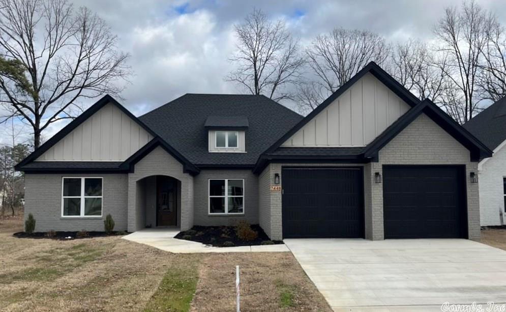 THE WOODS OF HURRICANE LAKE ESTA - Residential