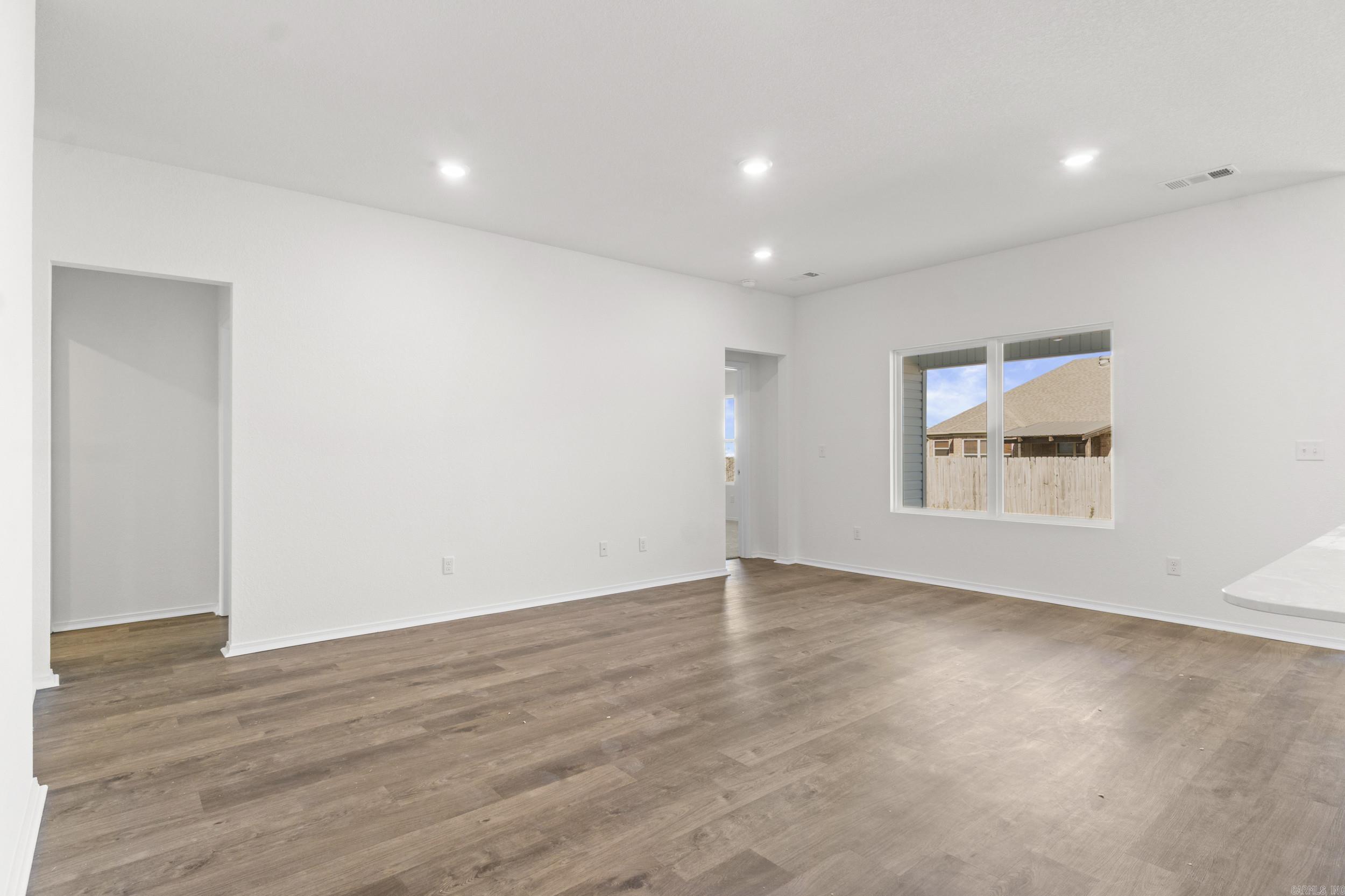 SOUTHFORK RANCH S/D PH I - Residential