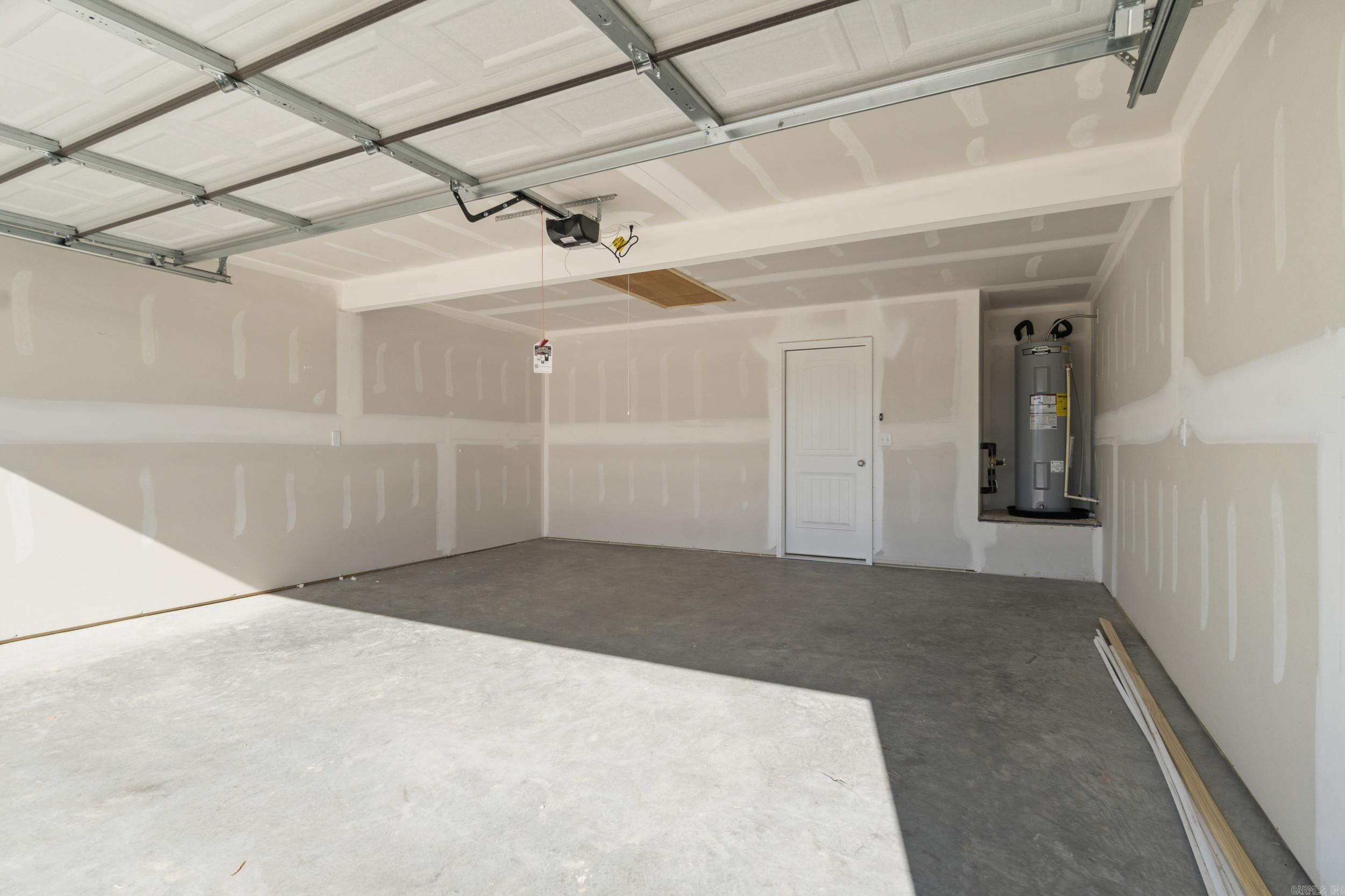 SOUTHFORK RANCH S/D PH I - Residential