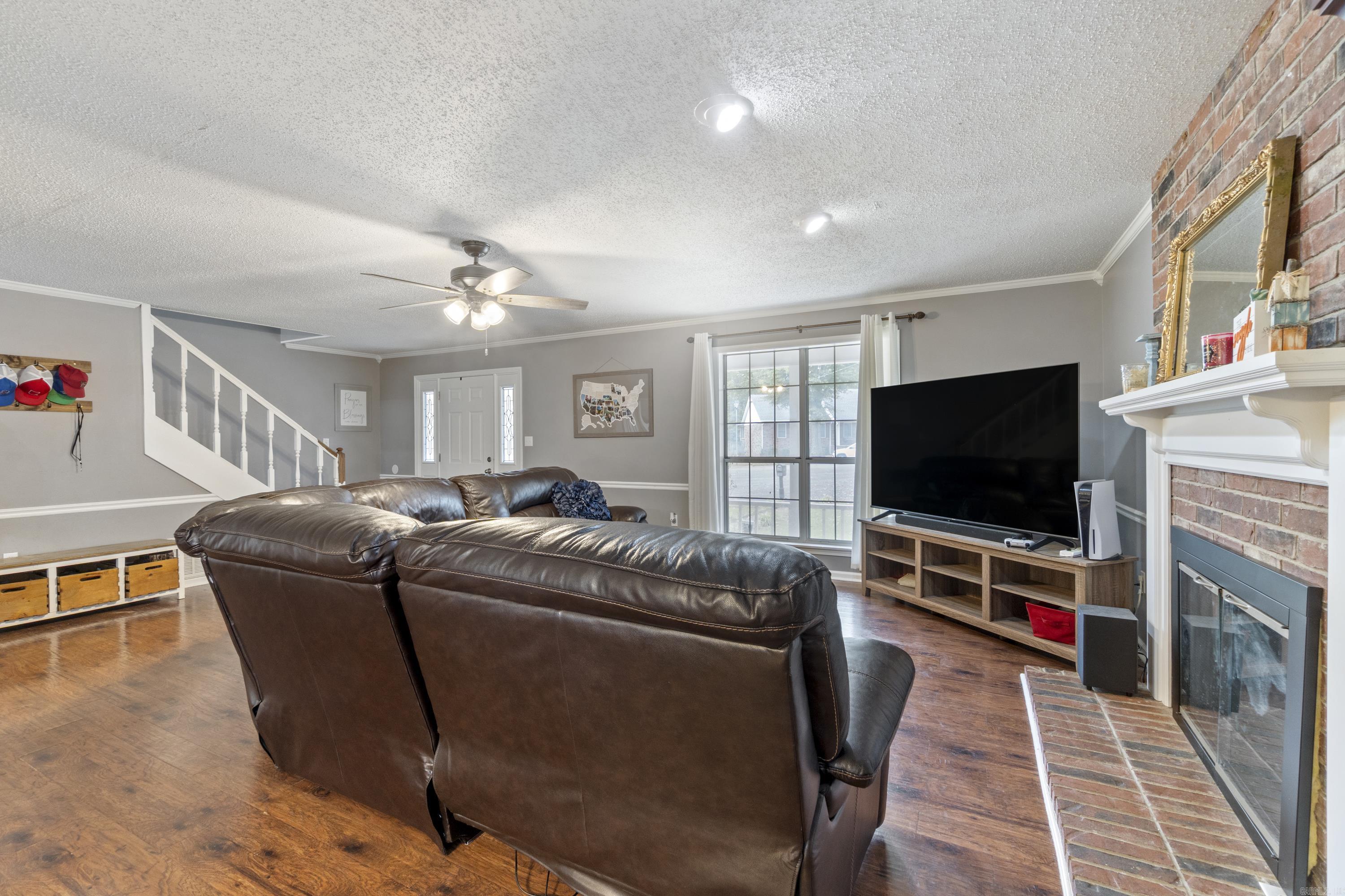 JAMES S/D - Residential