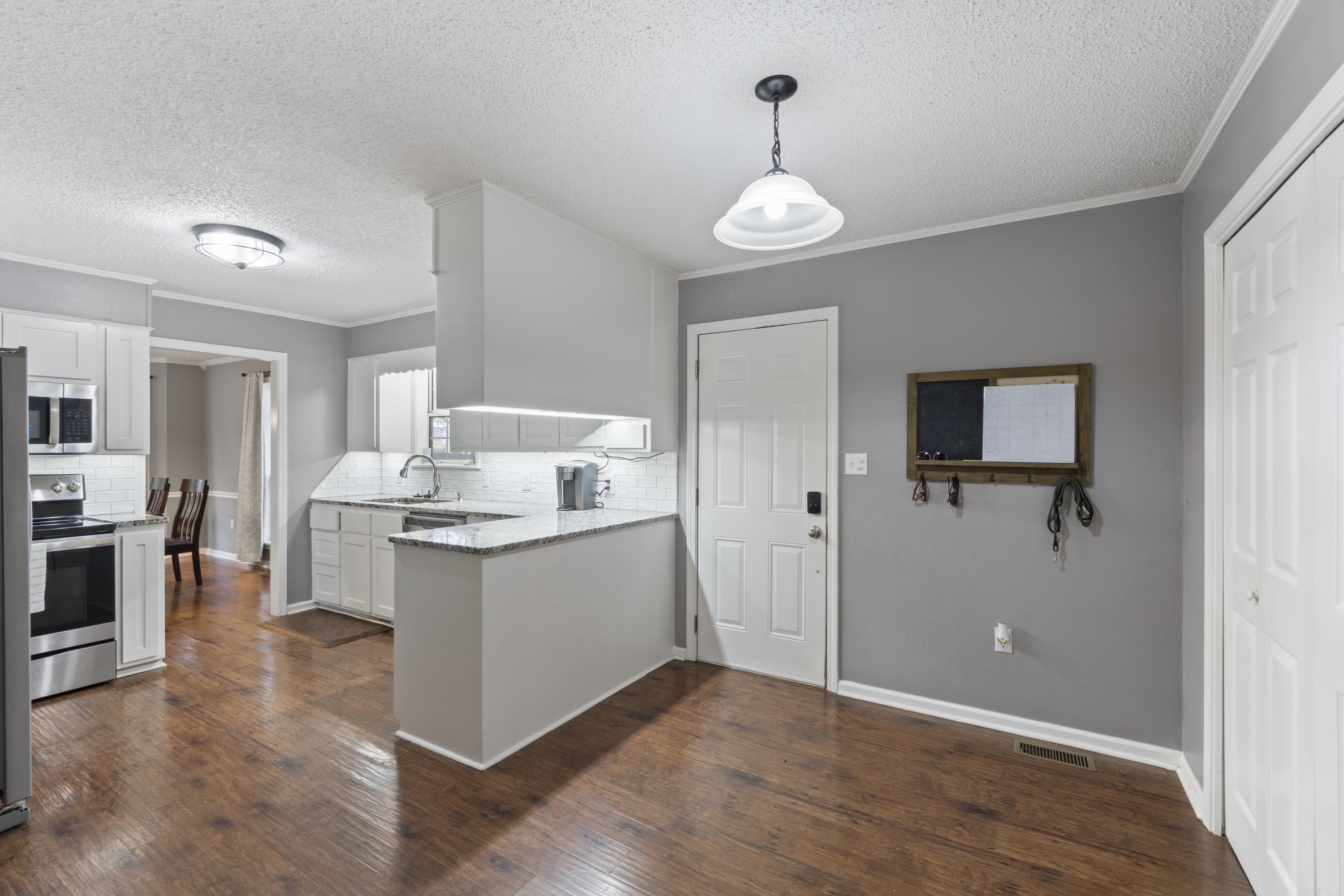 JAMES S/D - Residential