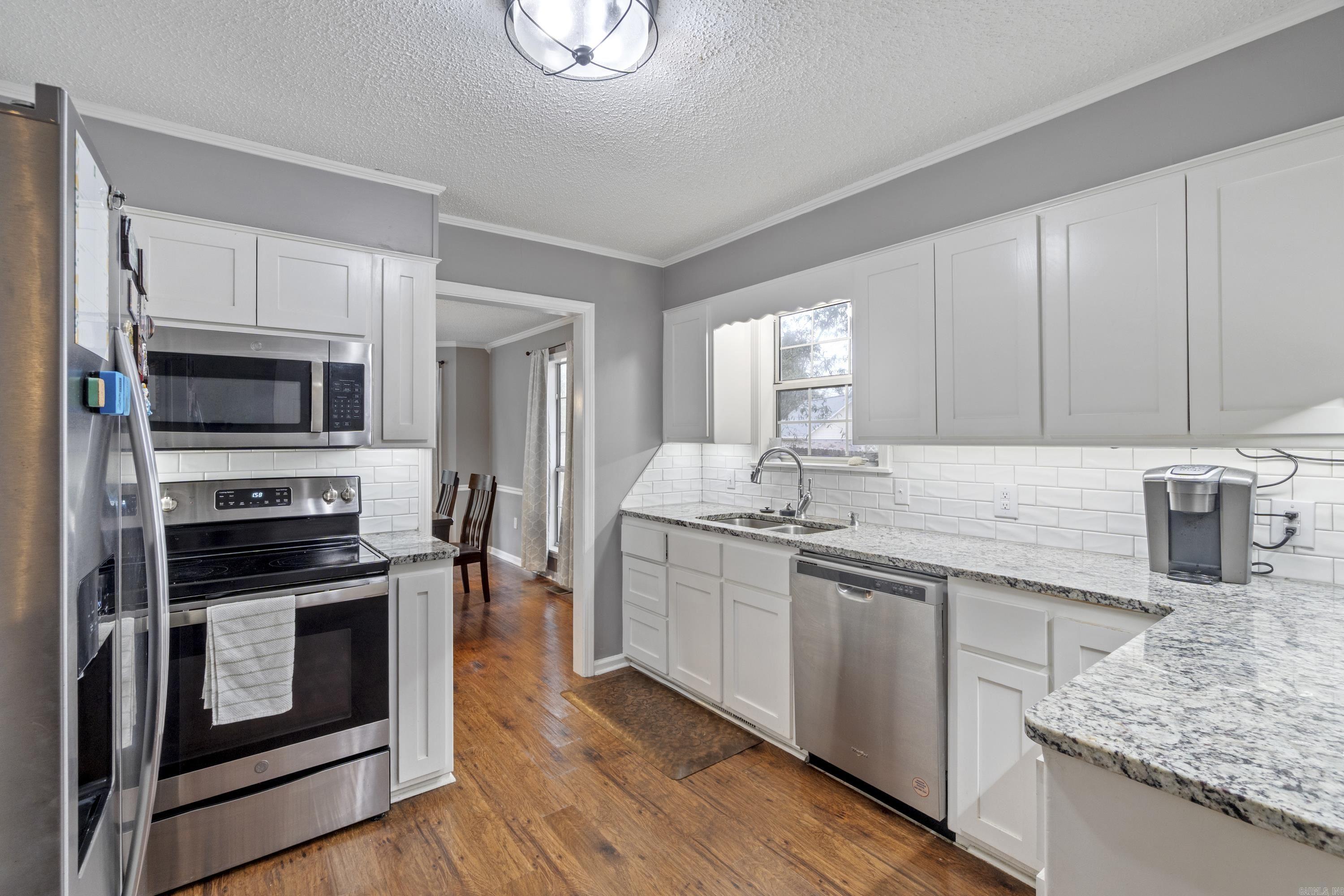 JAMES S/D - Residential