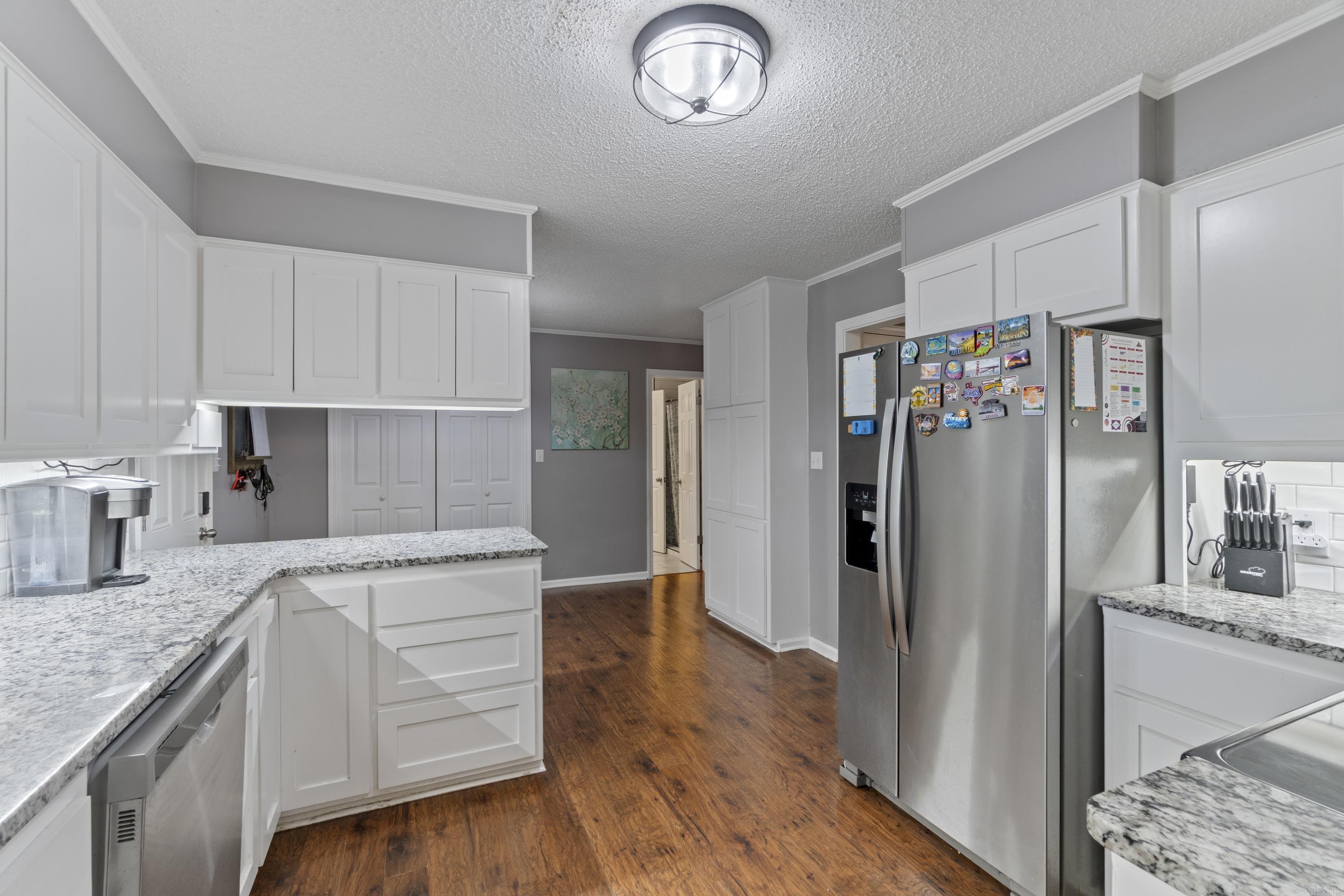 JAMES S/D - Residential