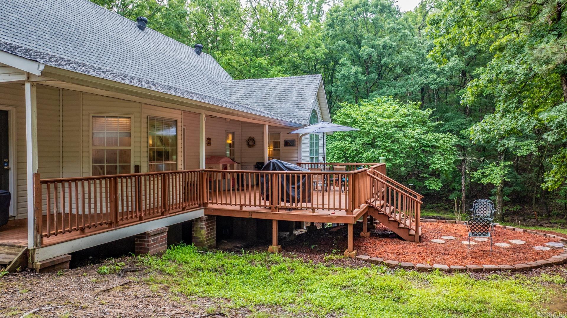 BRUSHY MOUNTAIN - Residential