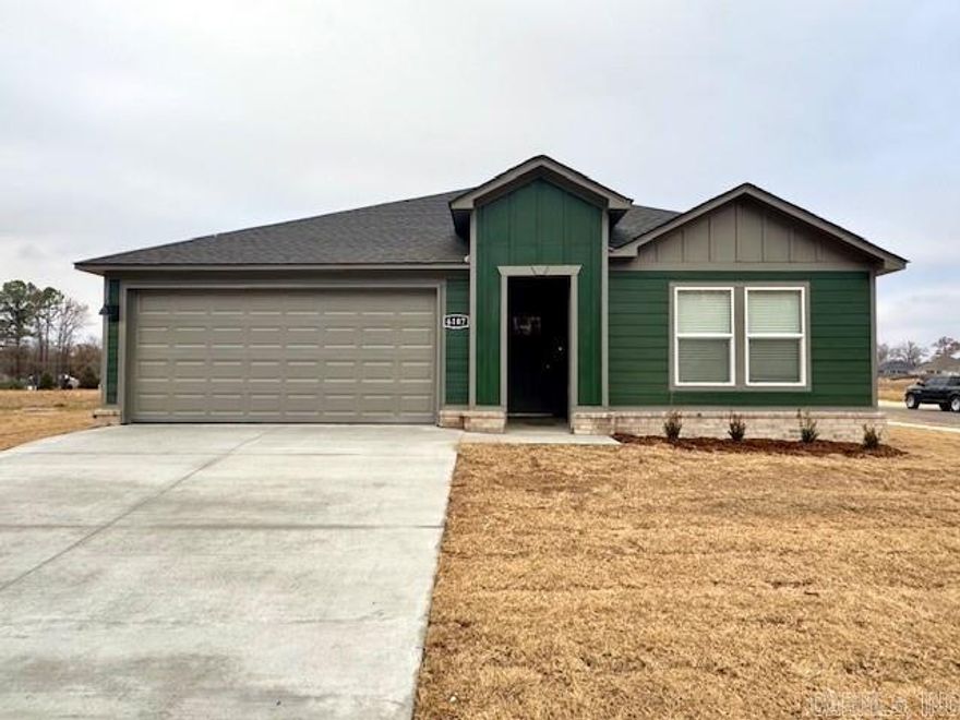 Home under construction. Representative photos only and vary as built!  The CALI Floorplan is one of our single-story floorplans featured in Kensington Place community in Alexander, Arkansas.  This spacious floor plan includes 4-bedroom, 2-bathroom, and a 2-car garage with an open concept living area, where your kitchen, living, and dining areas blend seamlessly into a space perfect for everyday living and entertaining. The kitchen features 36” cabinets, quartz countertops, and stainless-steel appliances. Fabulous open floorplan. In every bedroom you’ll have carpeted floors.  The primary bedroom has an en-suite bathroom that features a walk-in closet, dual sinks, and a walk-in shower.   Taxes TBD. . Special builder 10 year warranty.  Estimated completion is December 2025.