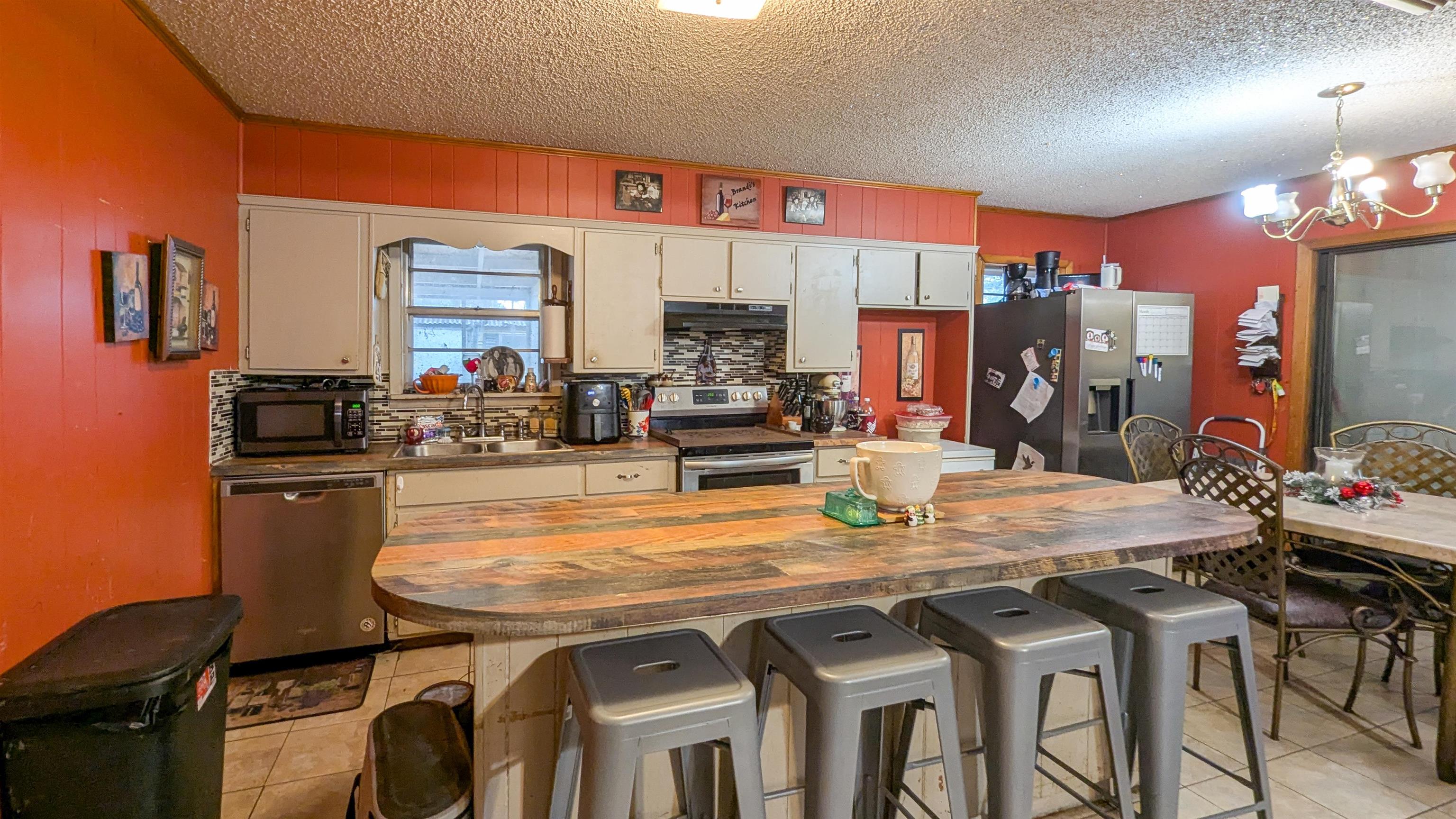 ARNETTS ADDITION - Residential