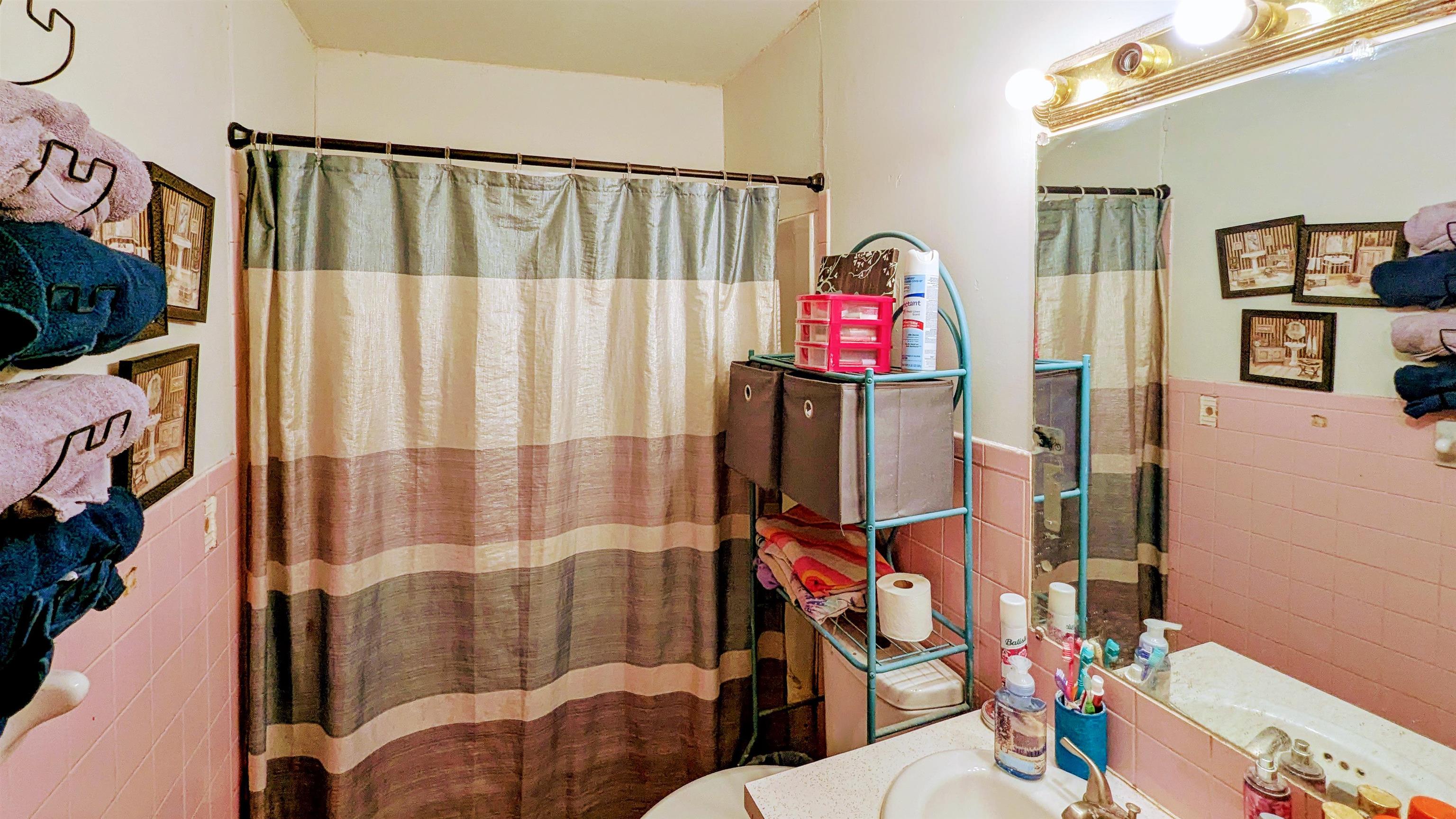 ARNETTS ADDITION - Residential