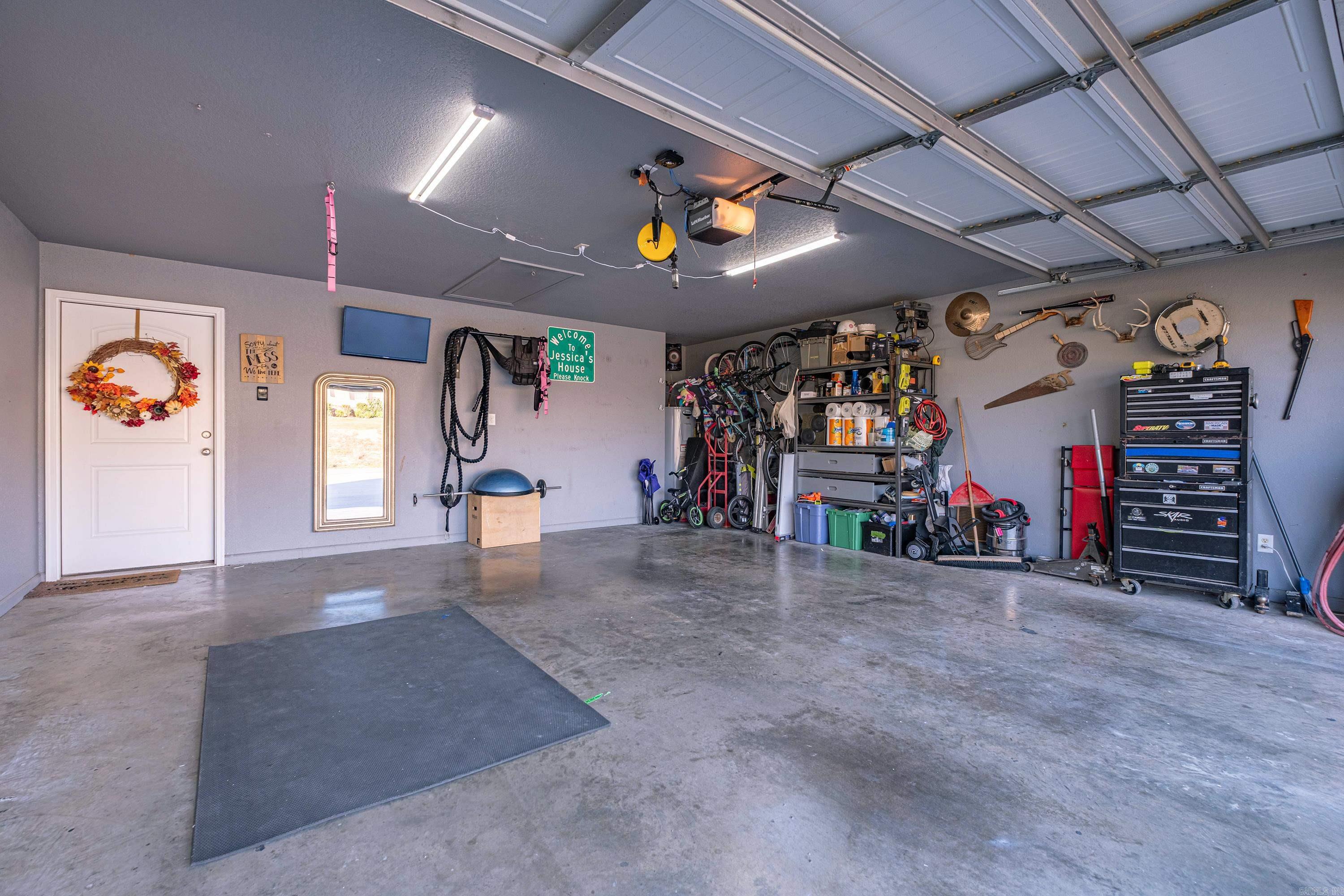 JACOB CREEK - Residential