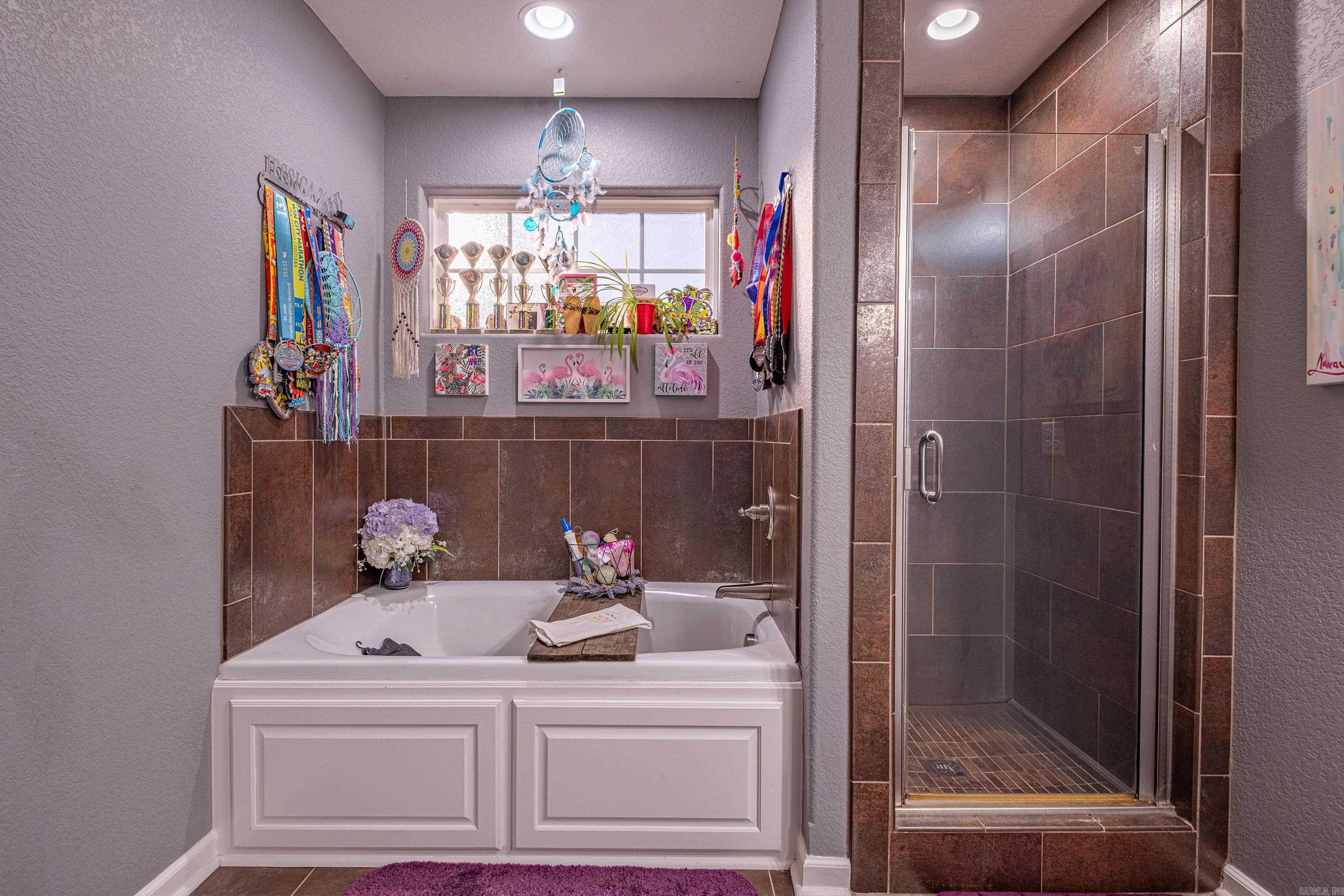 JACOB CREEK - Residential