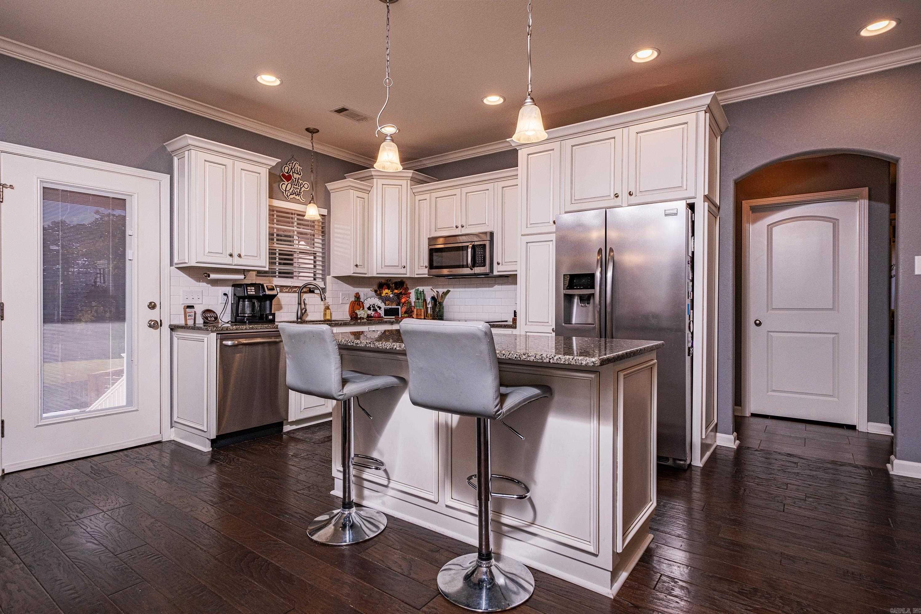 JACOB CREEK - Residential