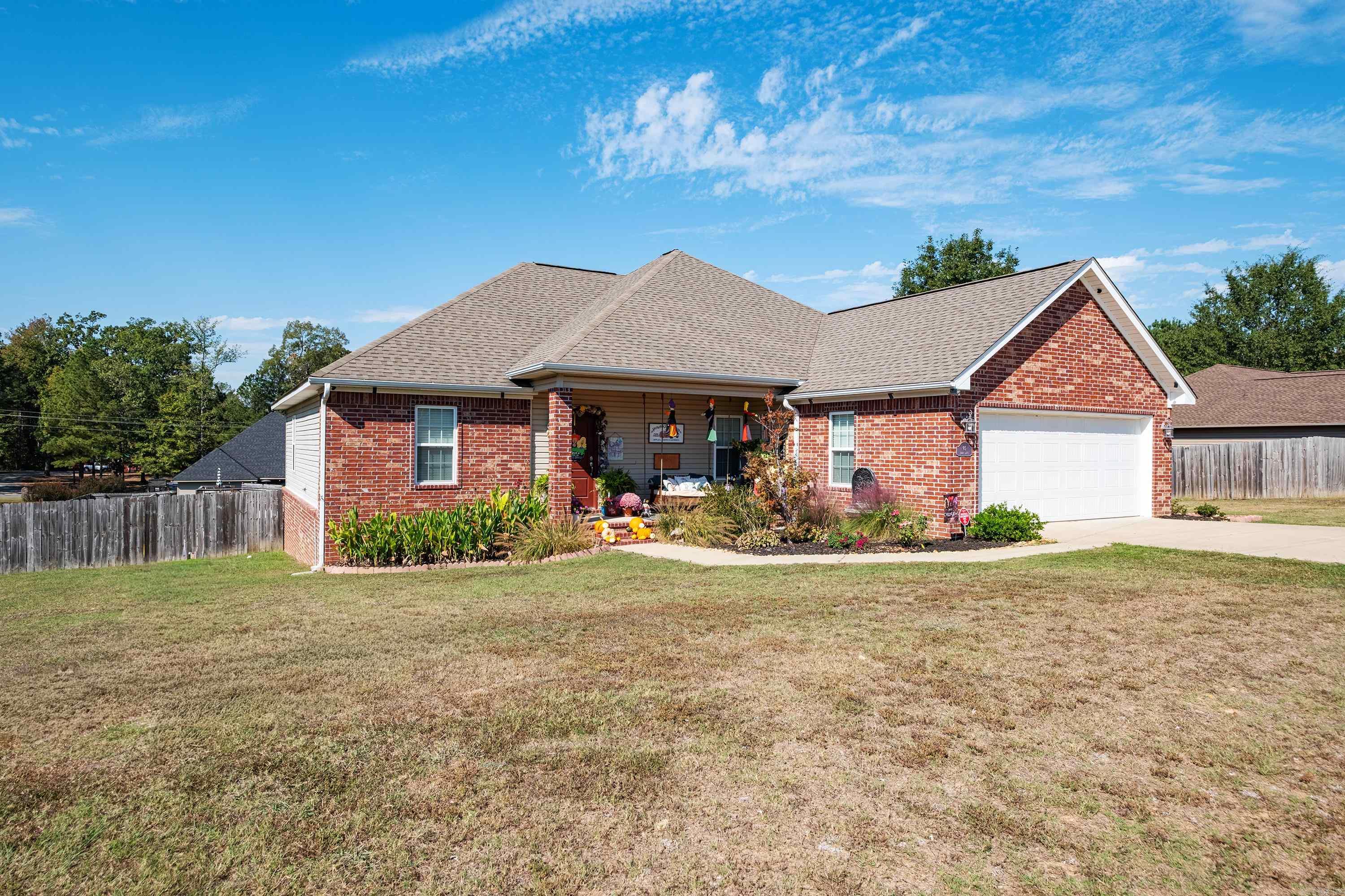 JACOB CREEK - Residential