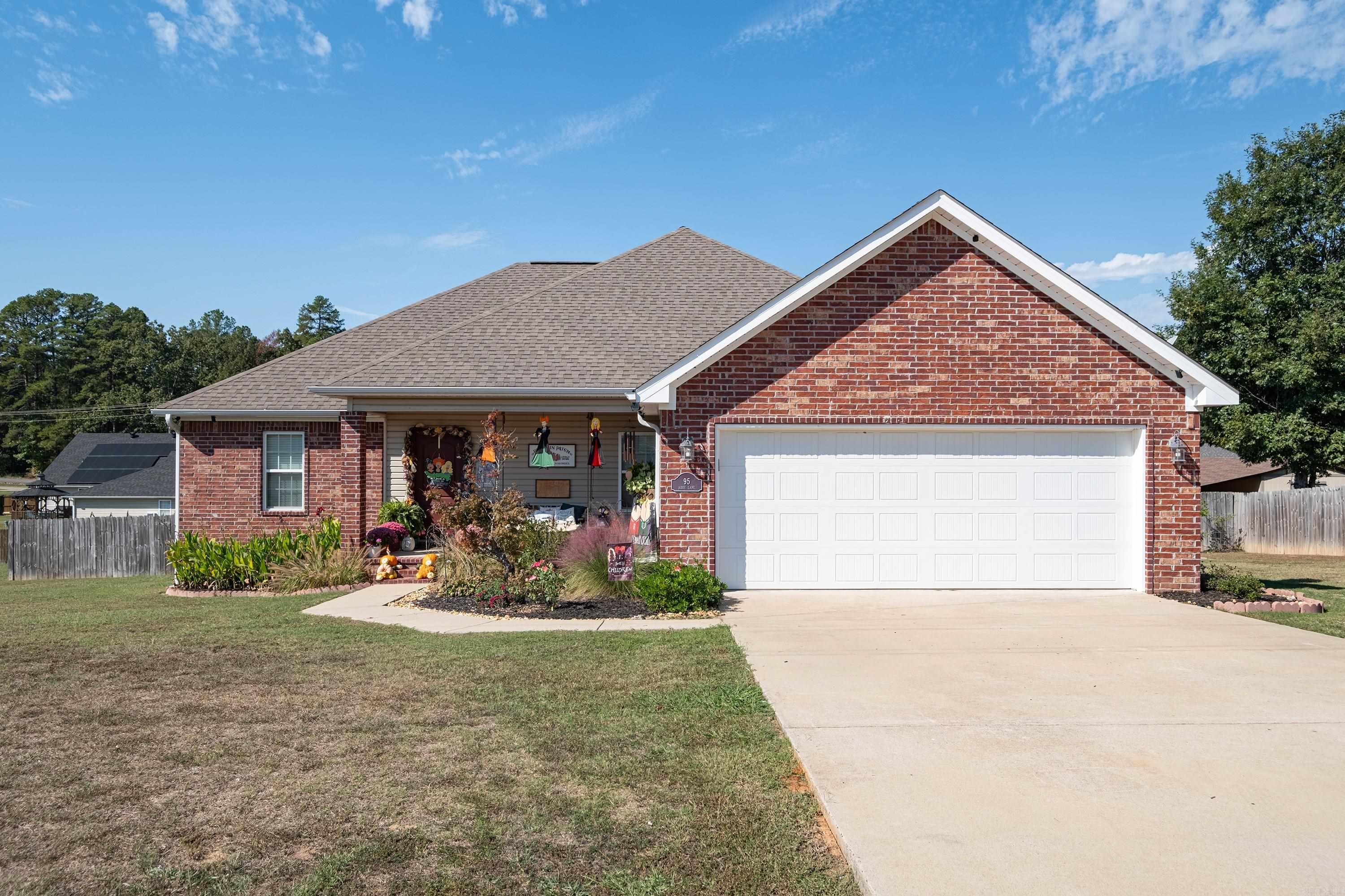 JACOB CREEK - Residential