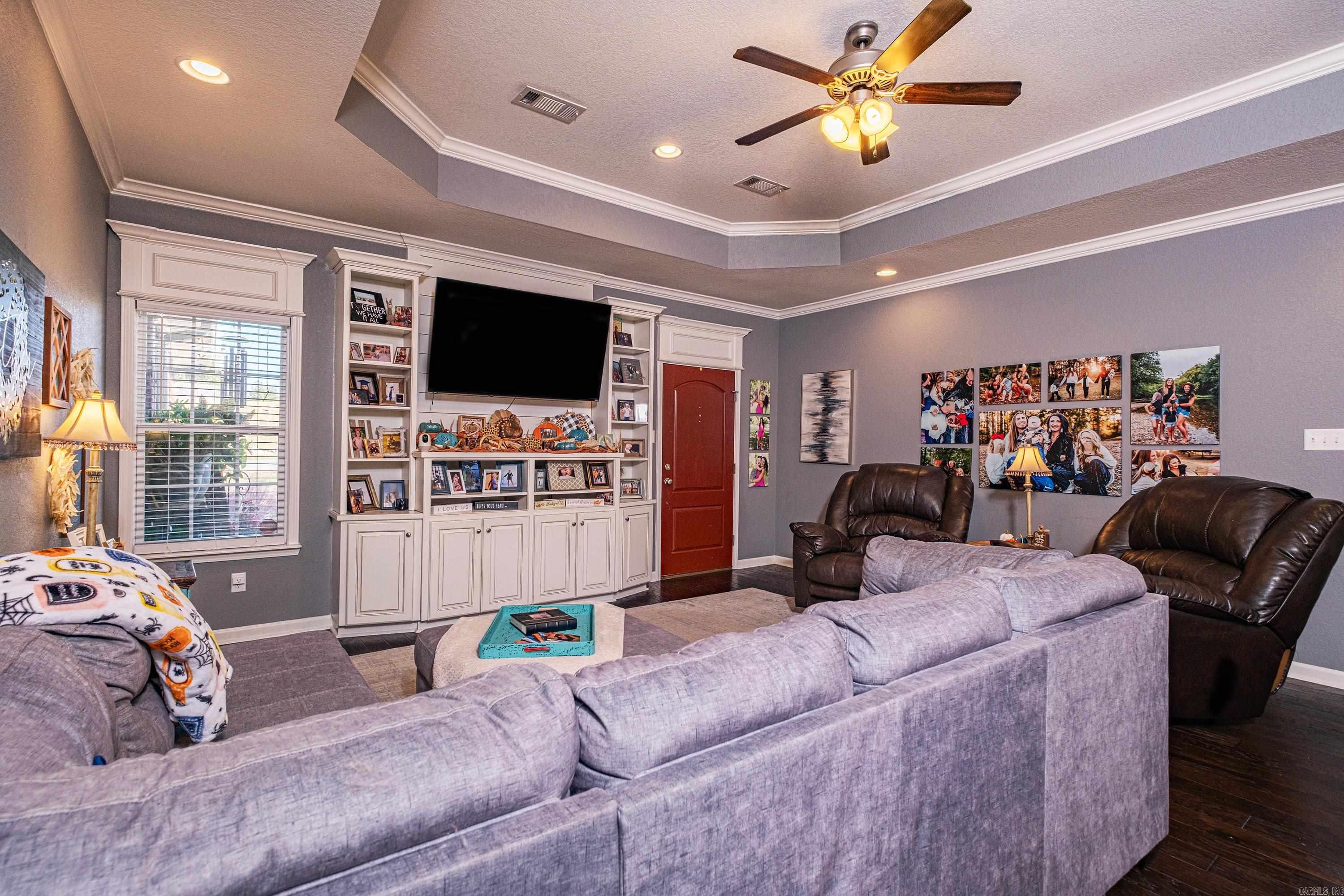 JACOB CREEK - Residential