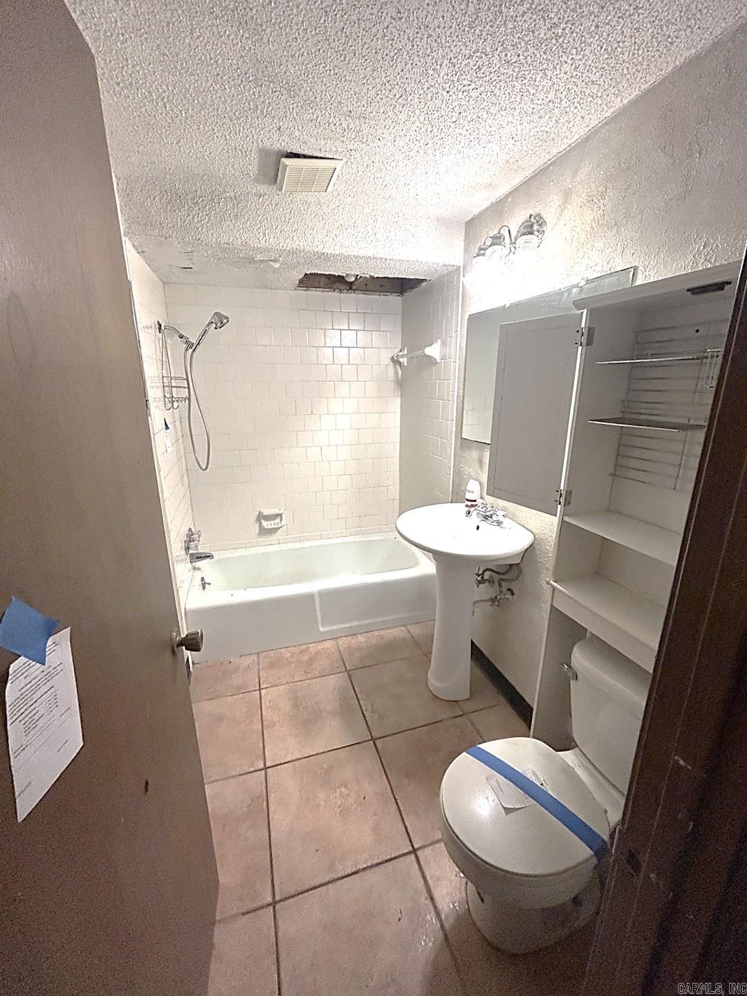 DIAMONDHEAD R - Residential