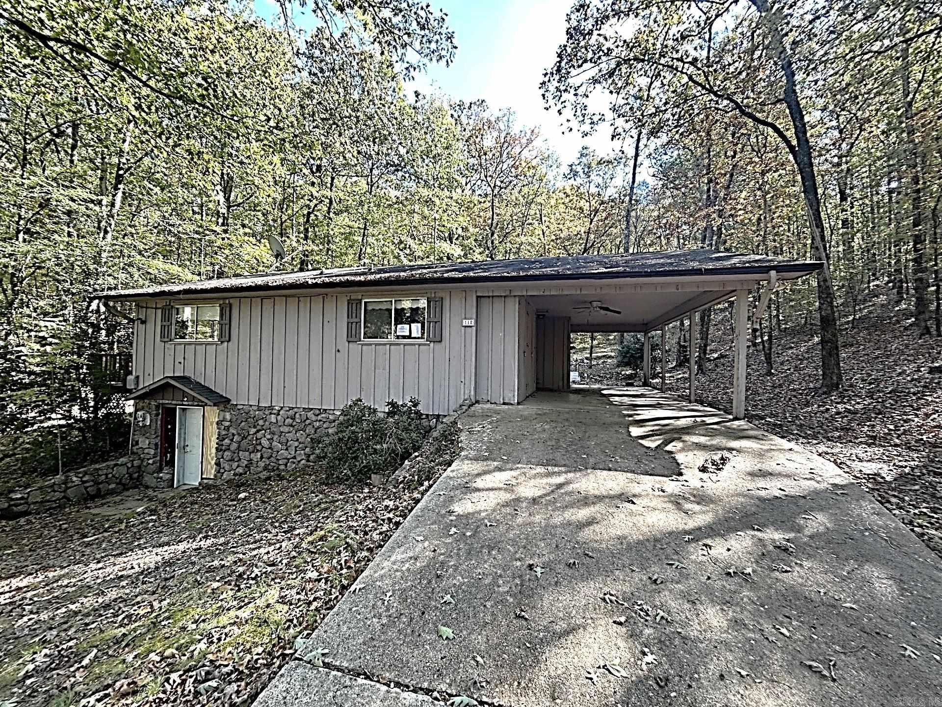 DIAMONDHEAD R - Residential