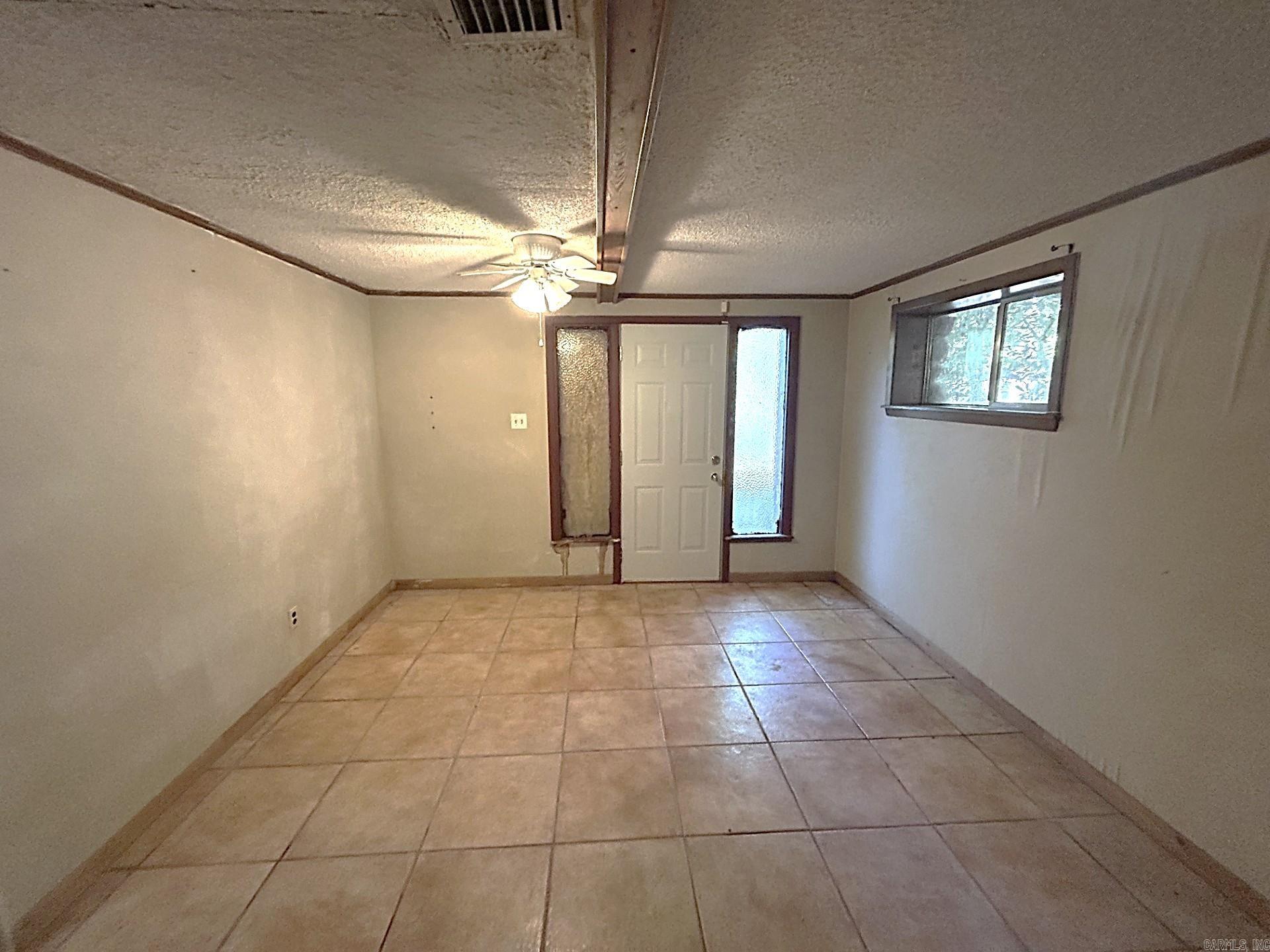 DIAMONDHEAD R - Residential