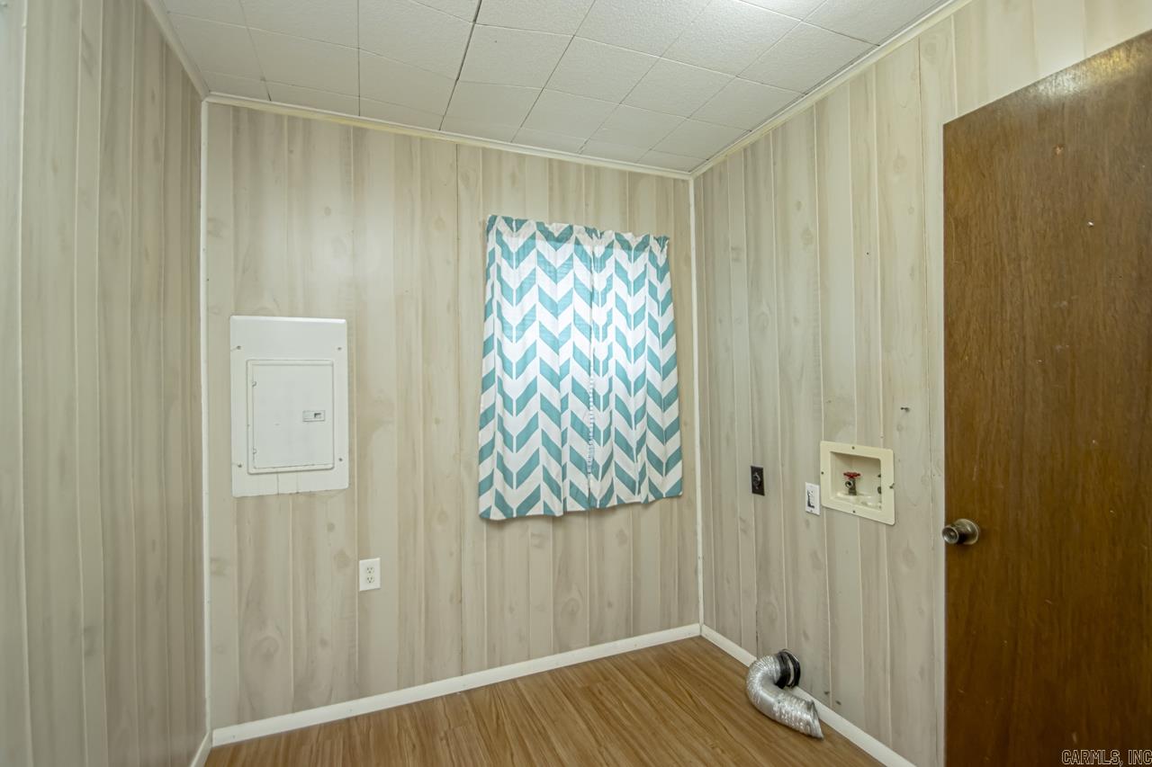 LAKEWOOD HTS ESTATES - Residential