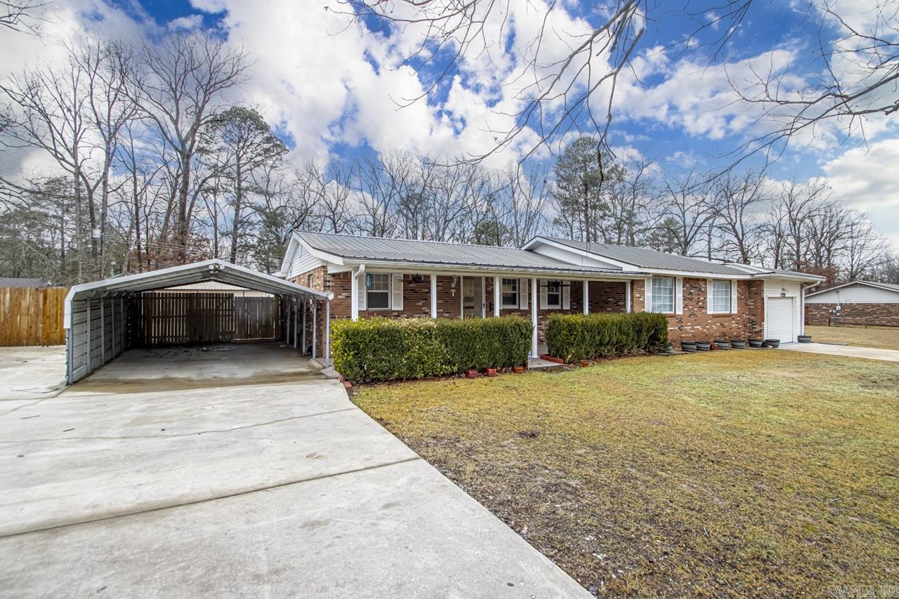 LAKEWOOD HTS ESTATES - Residential