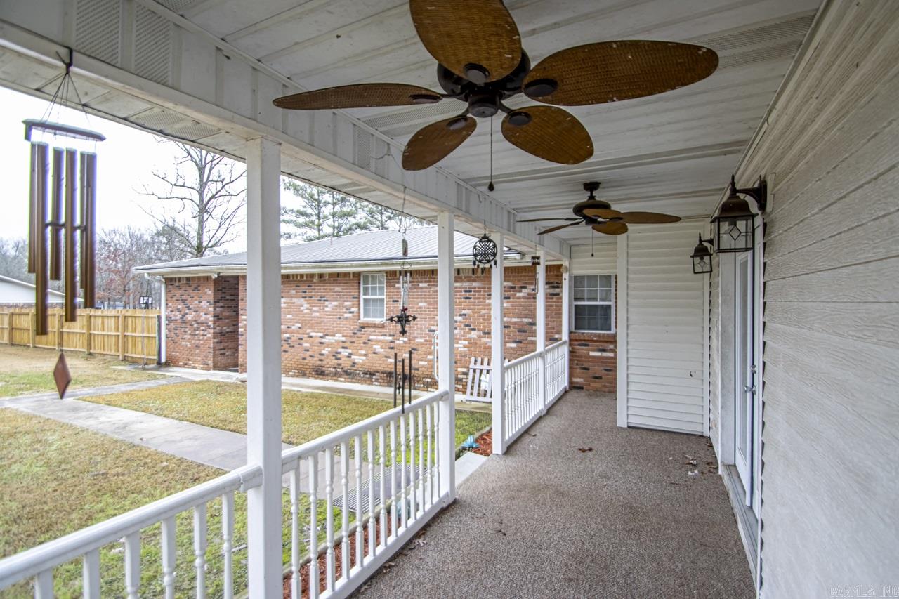 LAKEWOOD HTS ESTATES - Residential