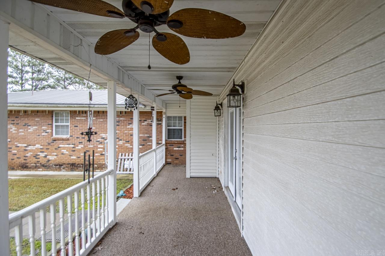 LAKEWOOD HTS ESTATES - Residential