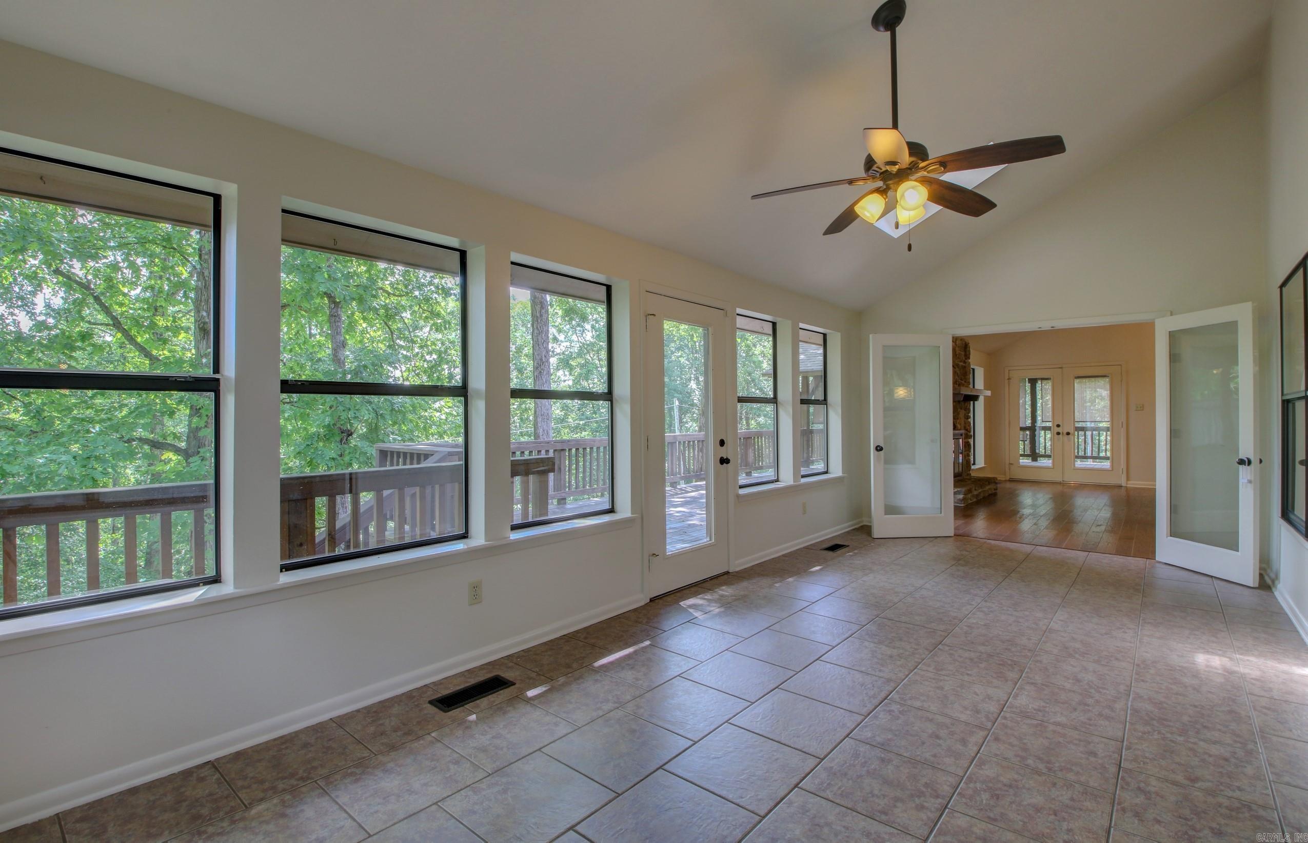 ST CHARLES ADDN - Residential