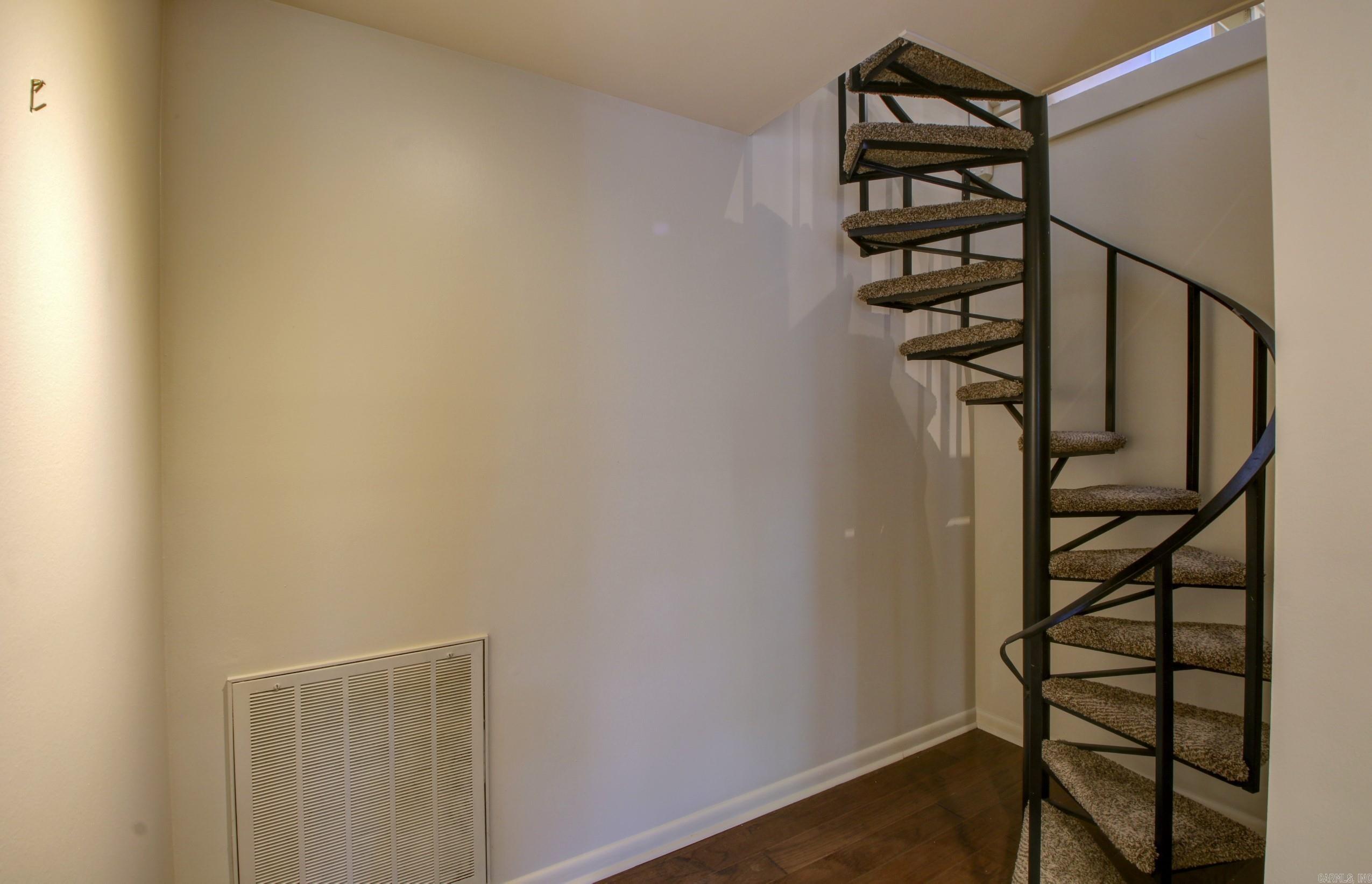 ST CHARLES ADDN - Residential