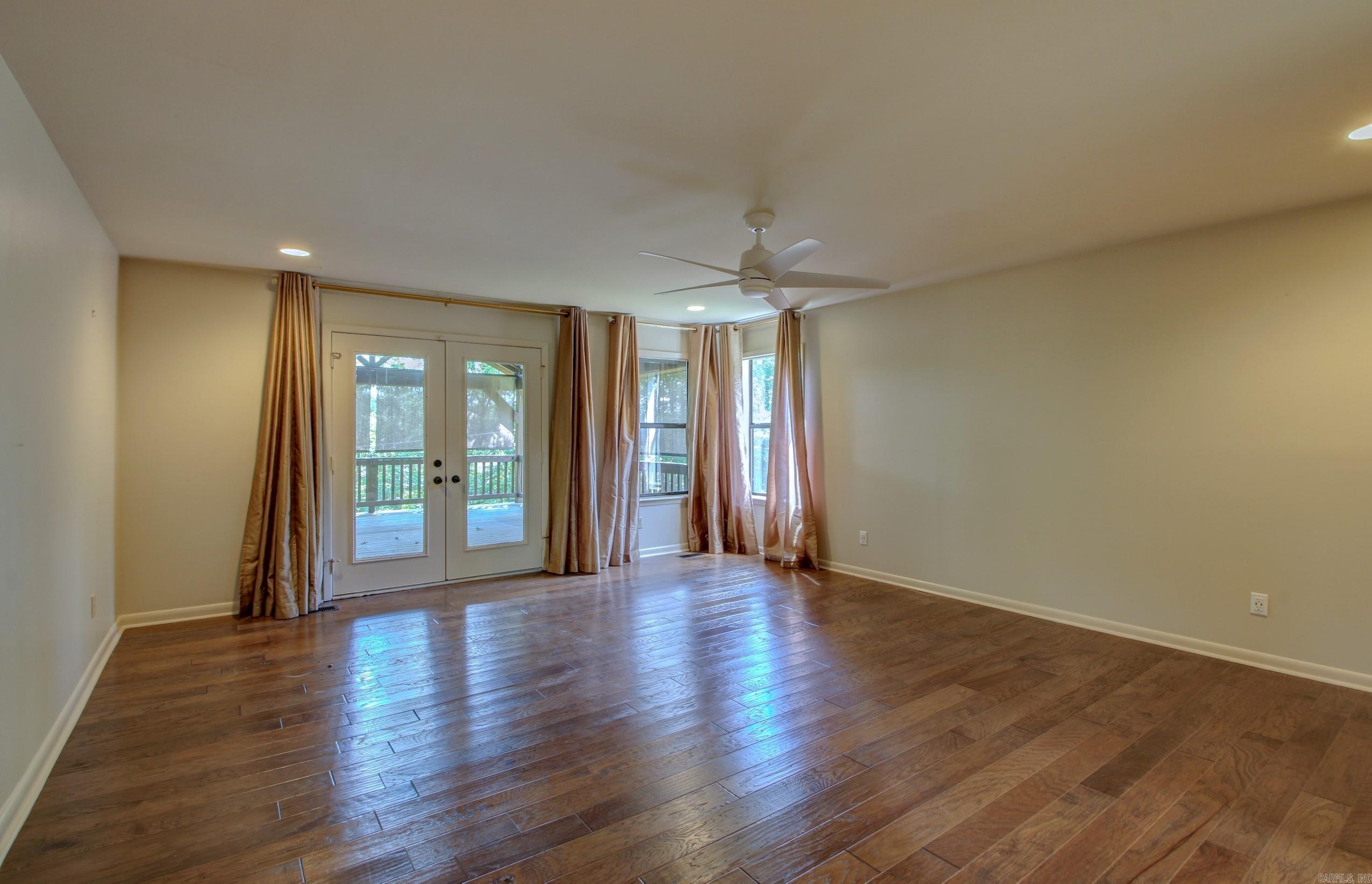 ST CHARLES ADDN - Residential