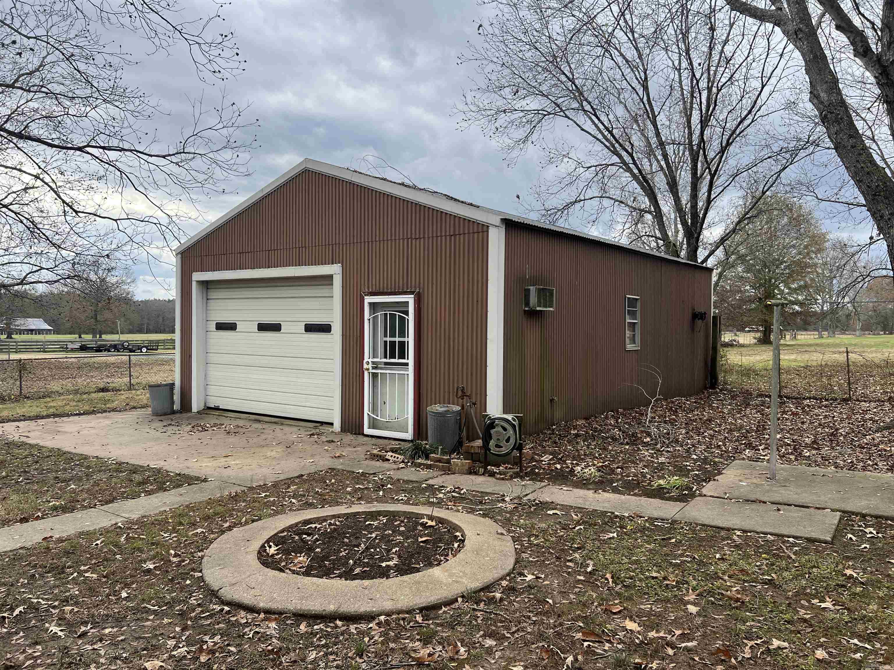 BEEBE OUTLOTS - Residential