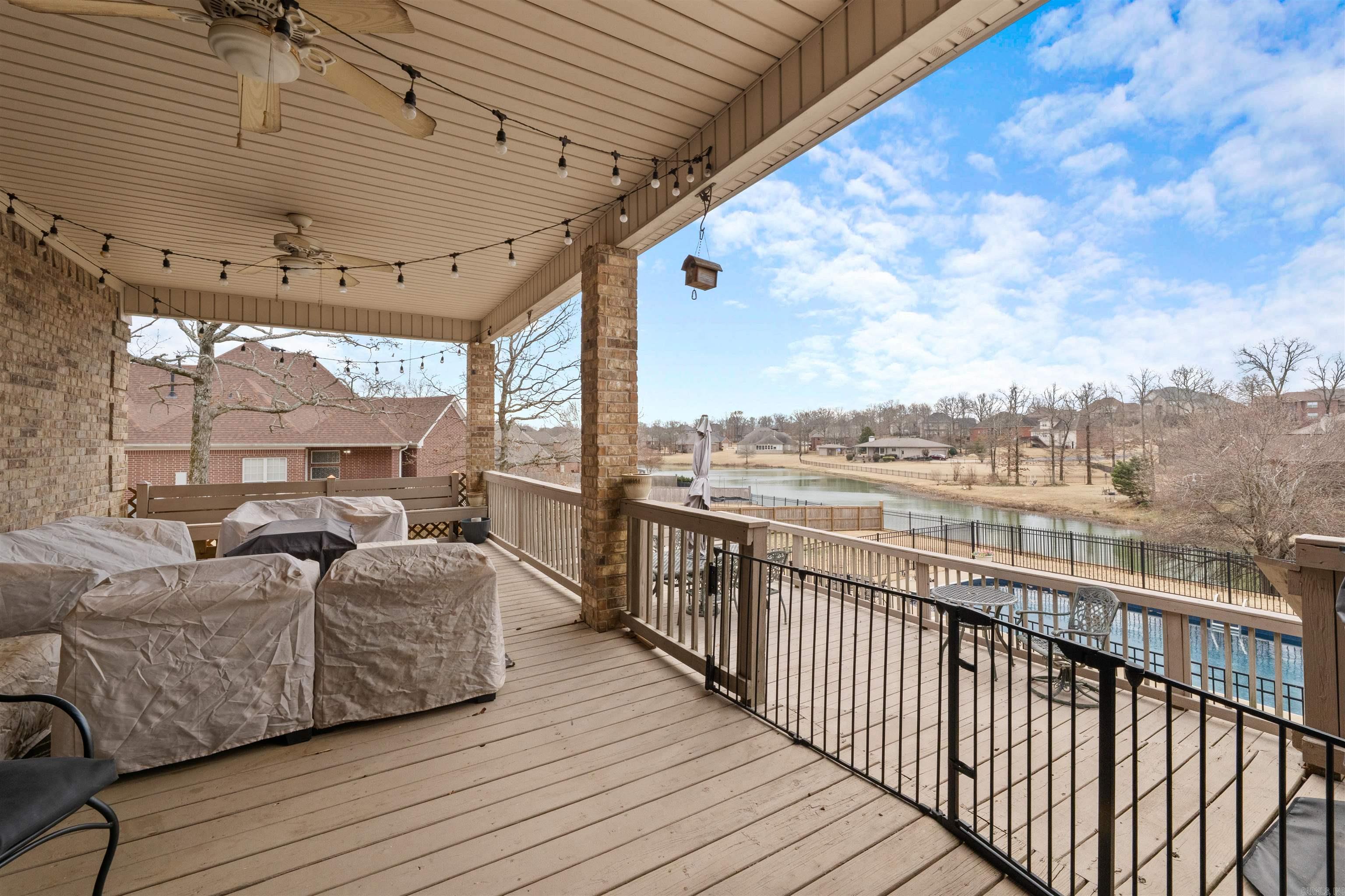 MILLERS CROSSING - Residential