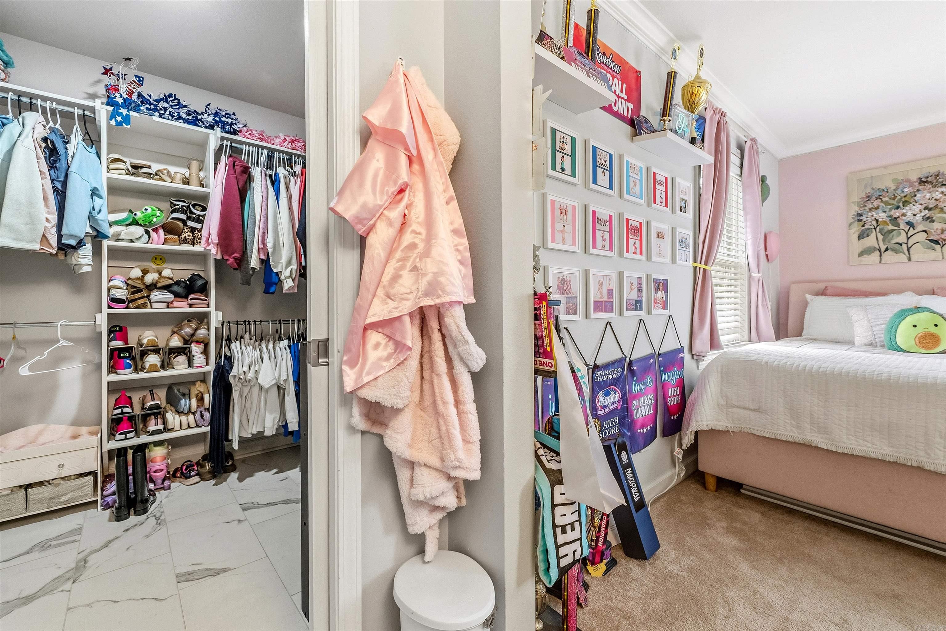 MILLERS CROSSING - Residential