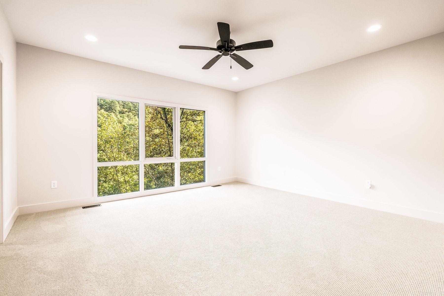 Robinwood - Residential