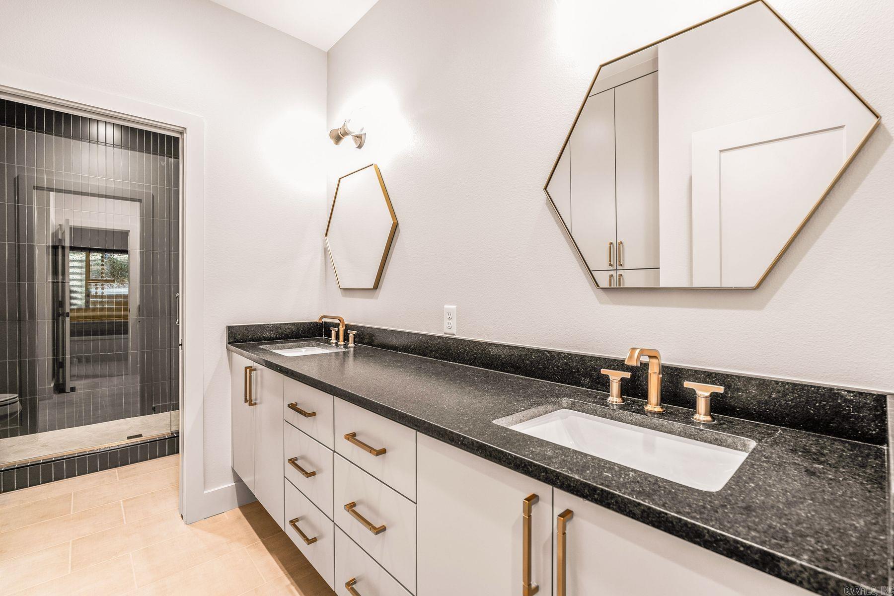 Robinwood - Residential