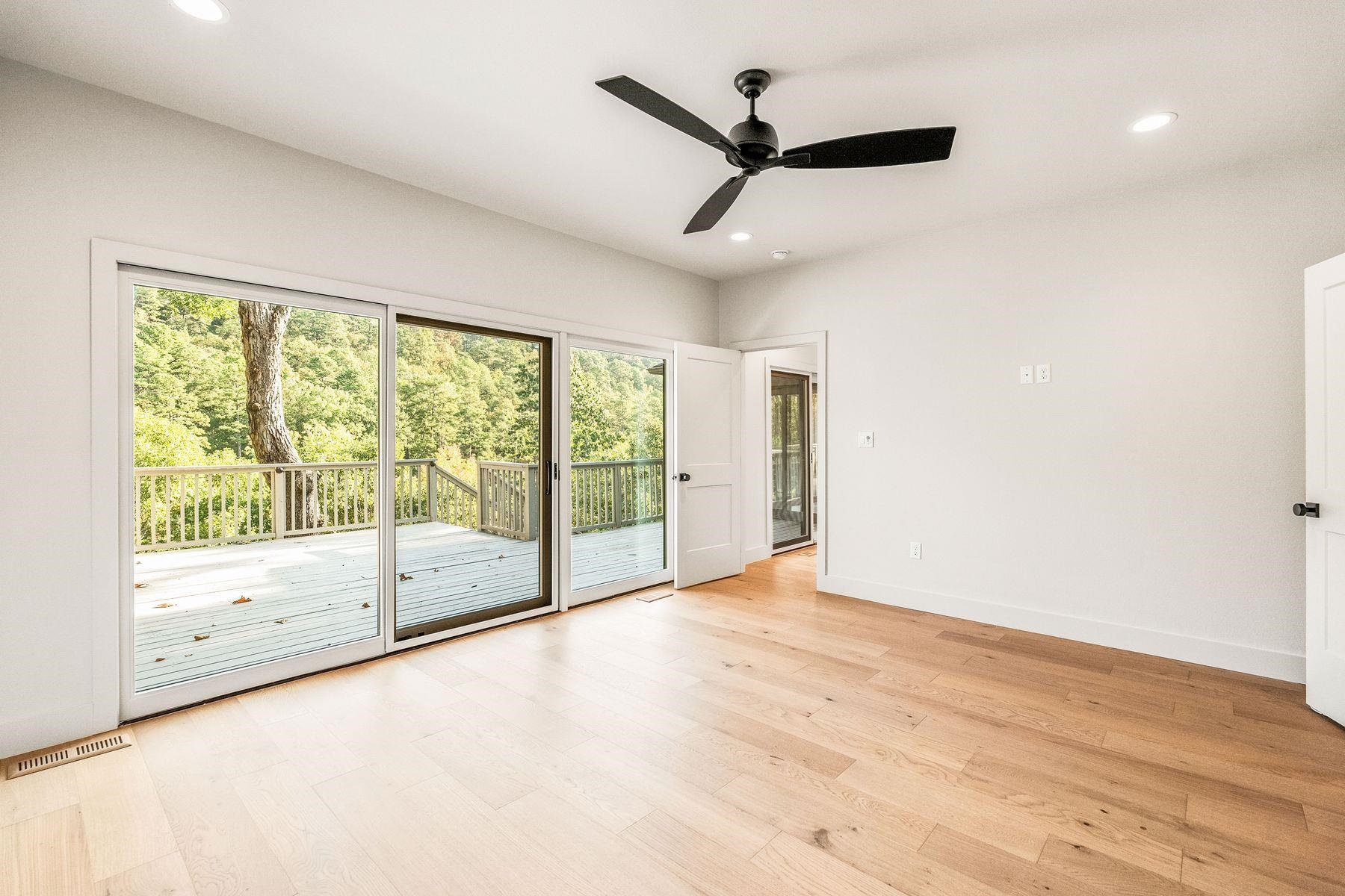 Robinwood - Residential