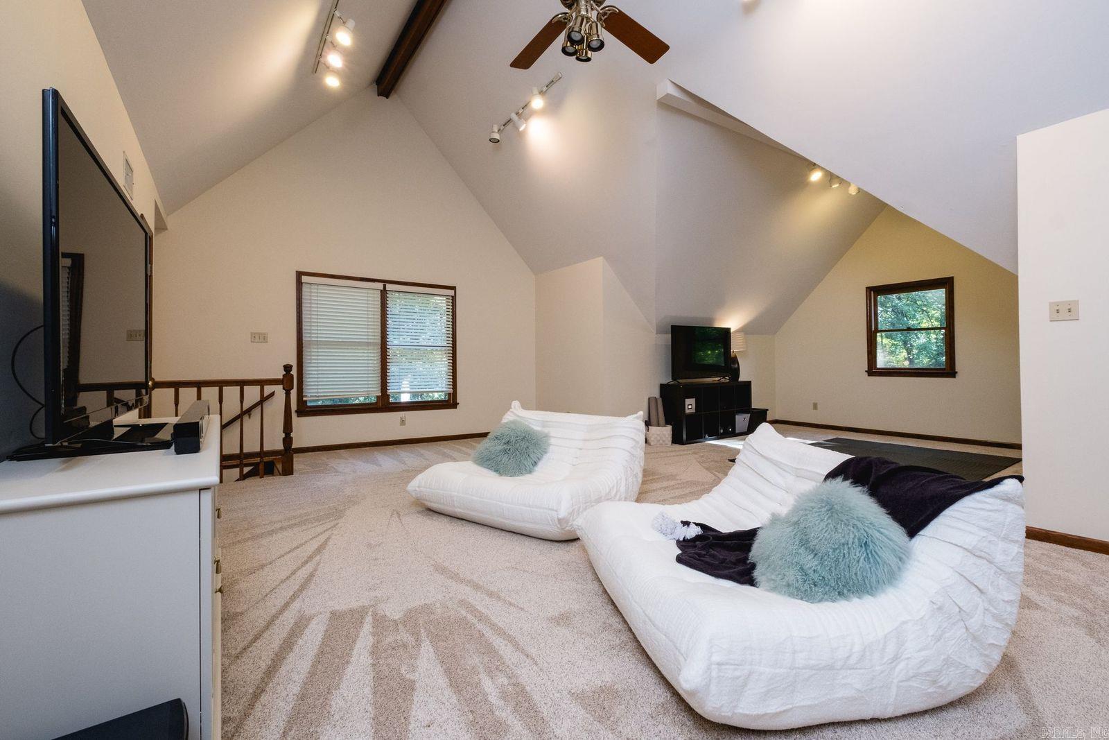 RIDGEHAVEN ESTATES - Residential