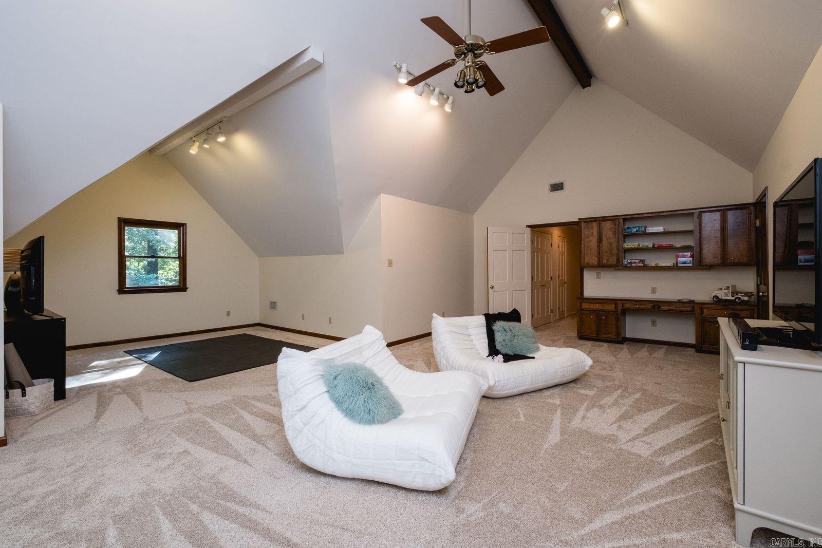 RIDGEHAVEN ESTATES - Residential