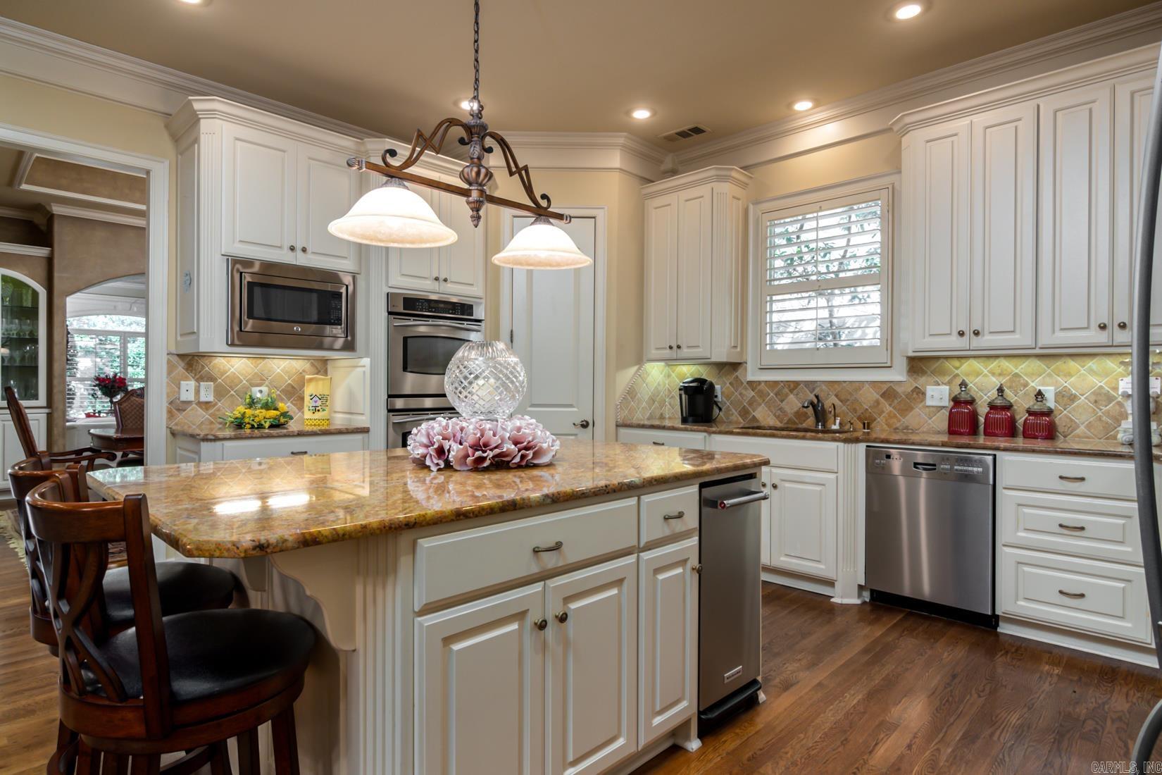 CHENAL VALLEY THE OAKS - Residential