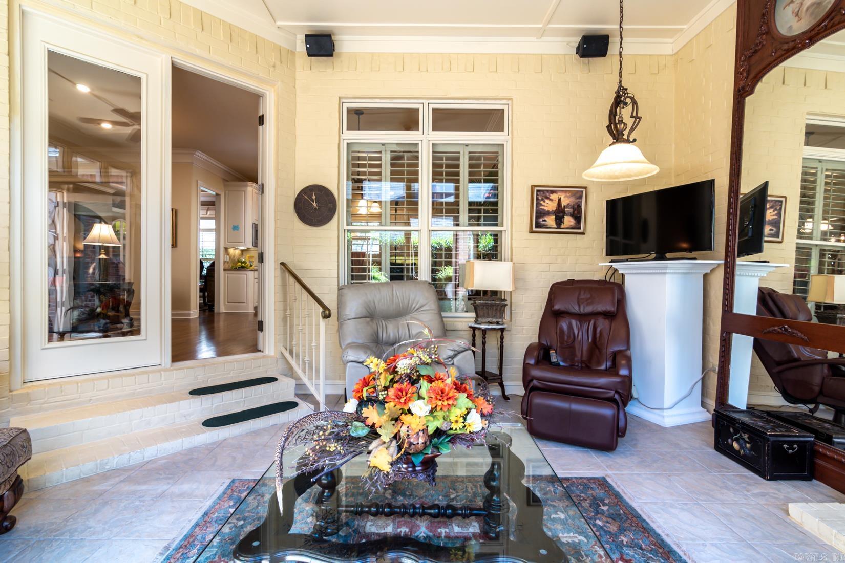 CHENAL VALLEY THE OAKS - Residential