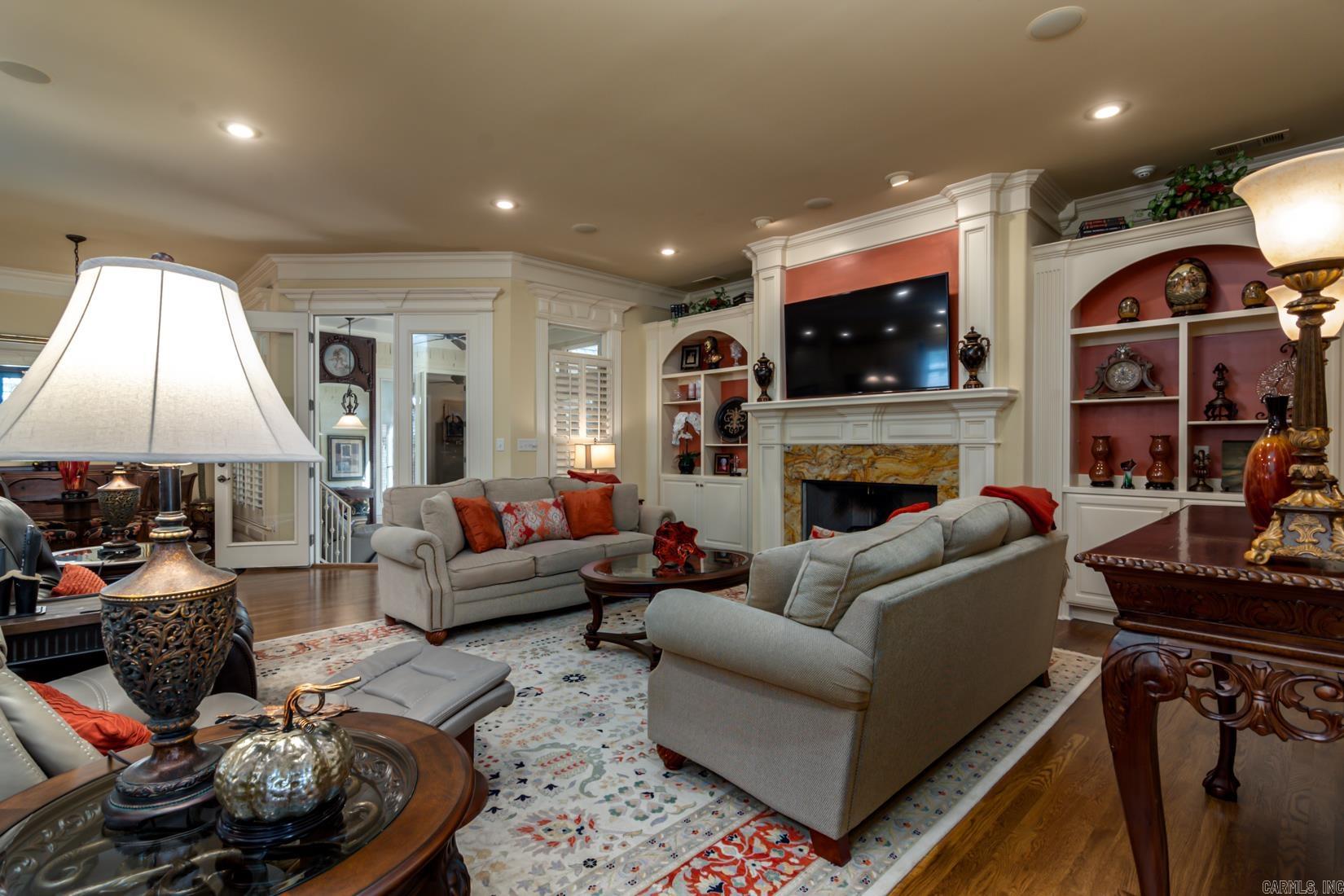 CHENAL VALLEY THE OAKS - Residential