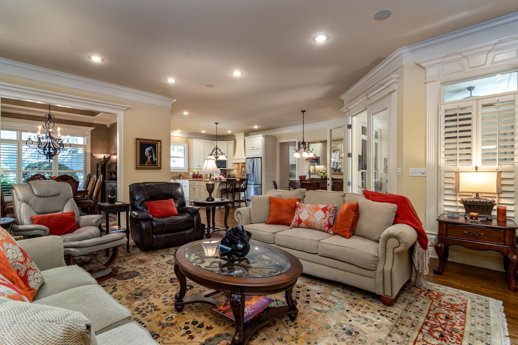 CHENAL VALLEY THE OAKS - Residential