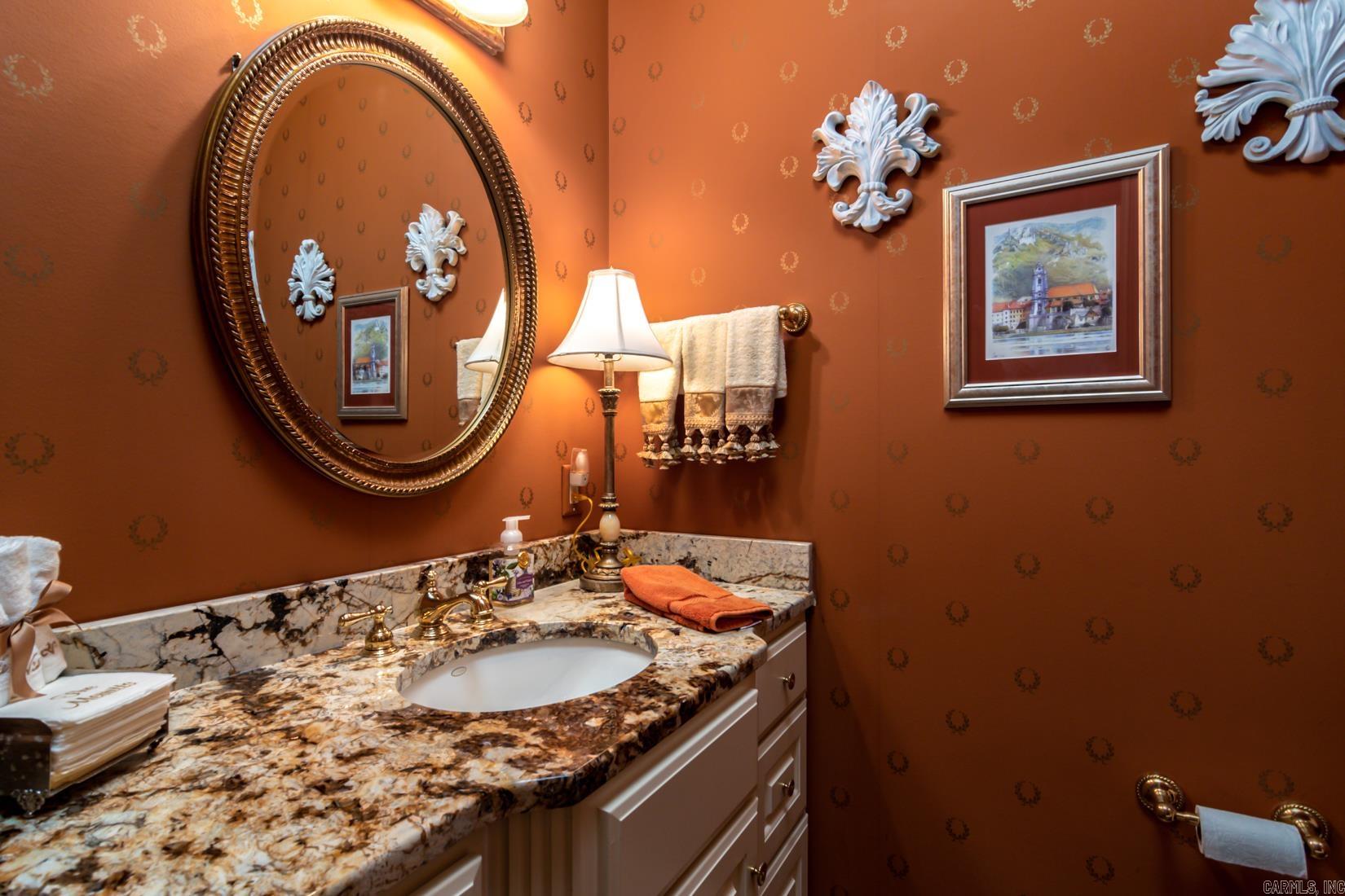 CHENAL VALLEY THE OAKS - Residential