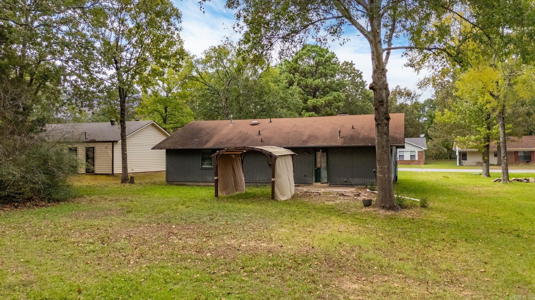 Rolling Oaks - Residential Lease