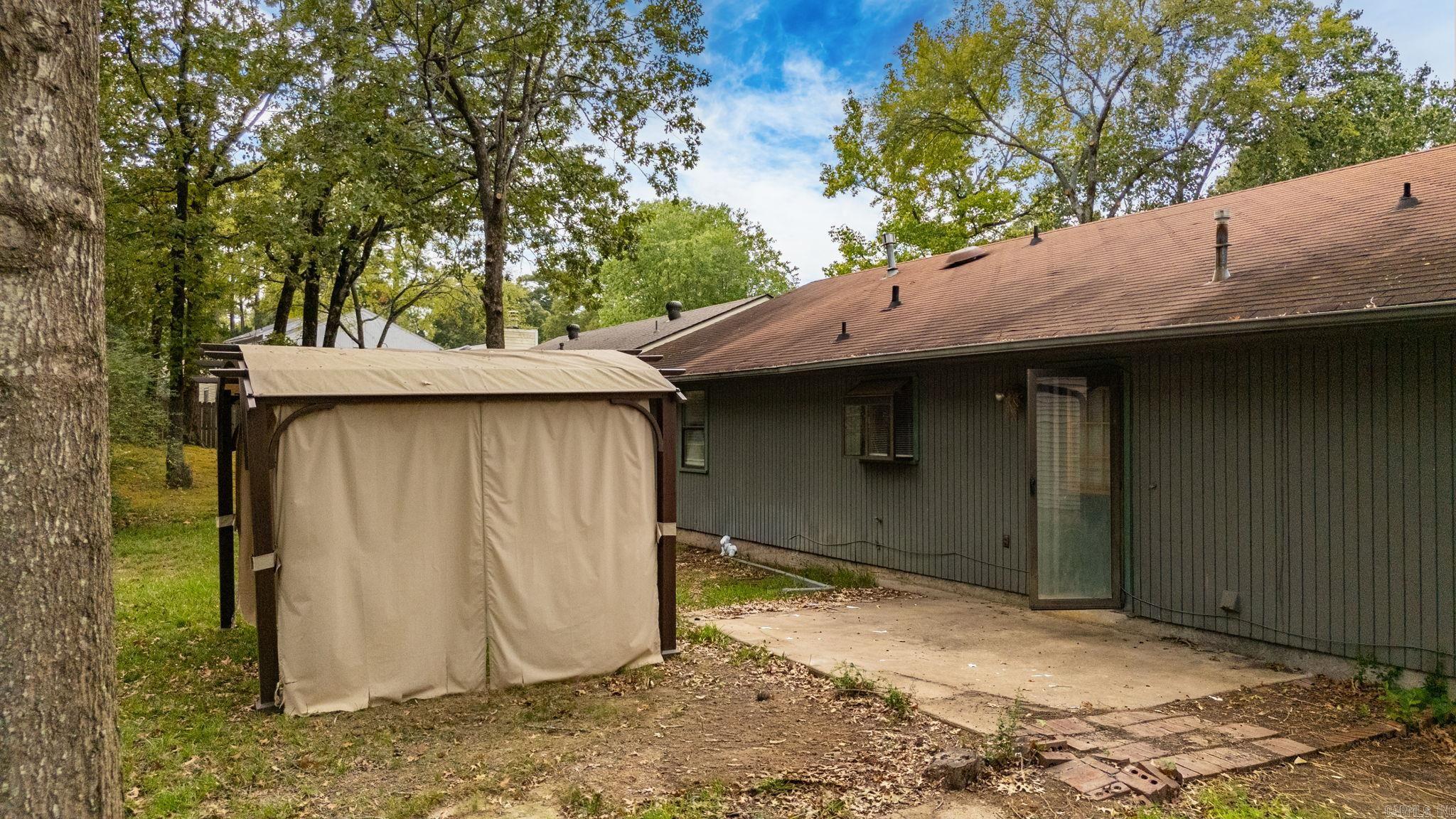 Rolling Oaks - Residential Lease