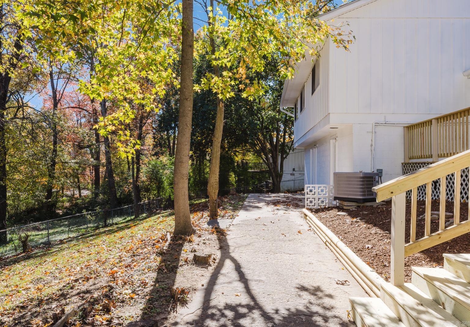 WATSON MANOR - Residential