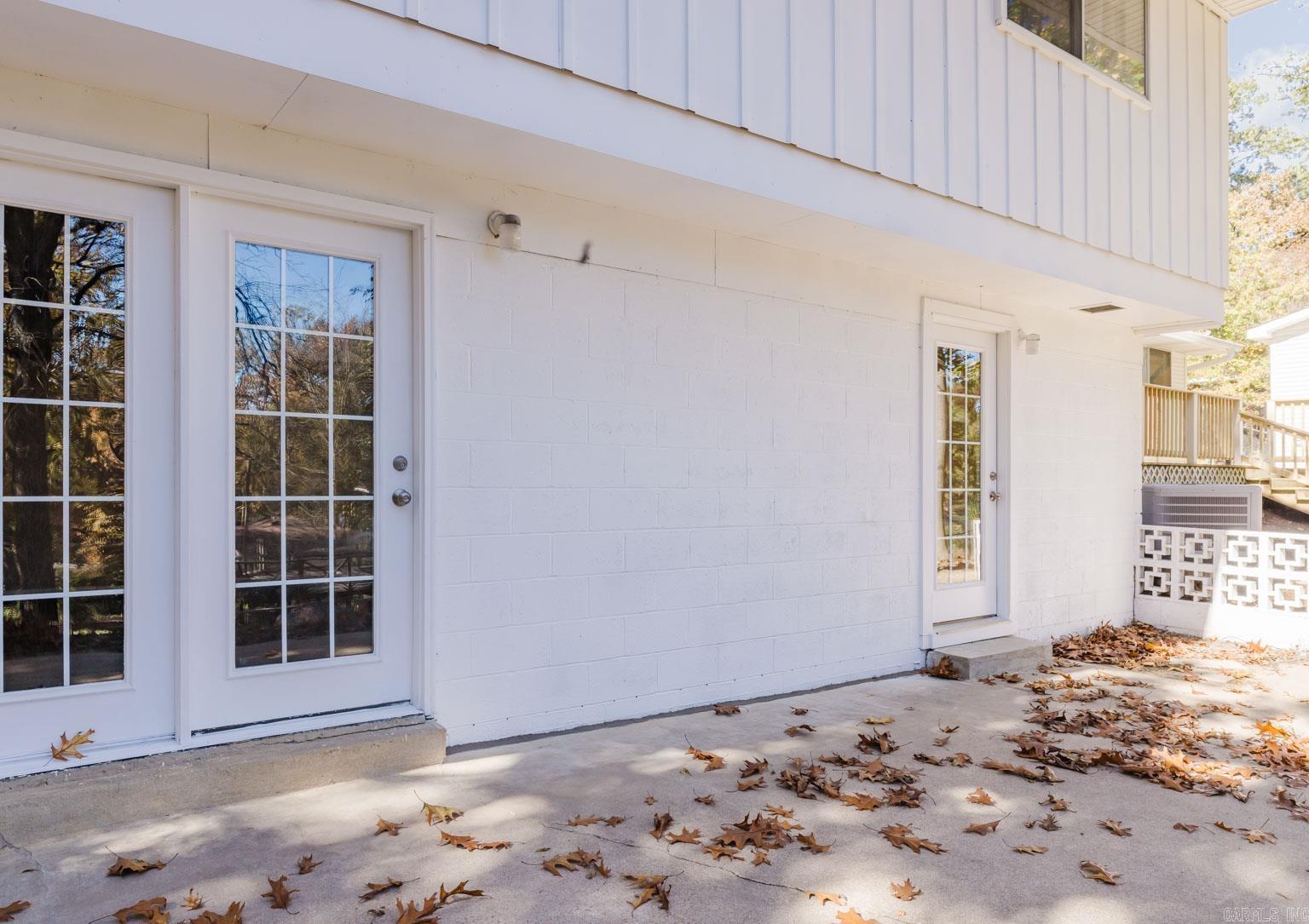 WATSON MANOR - Residential