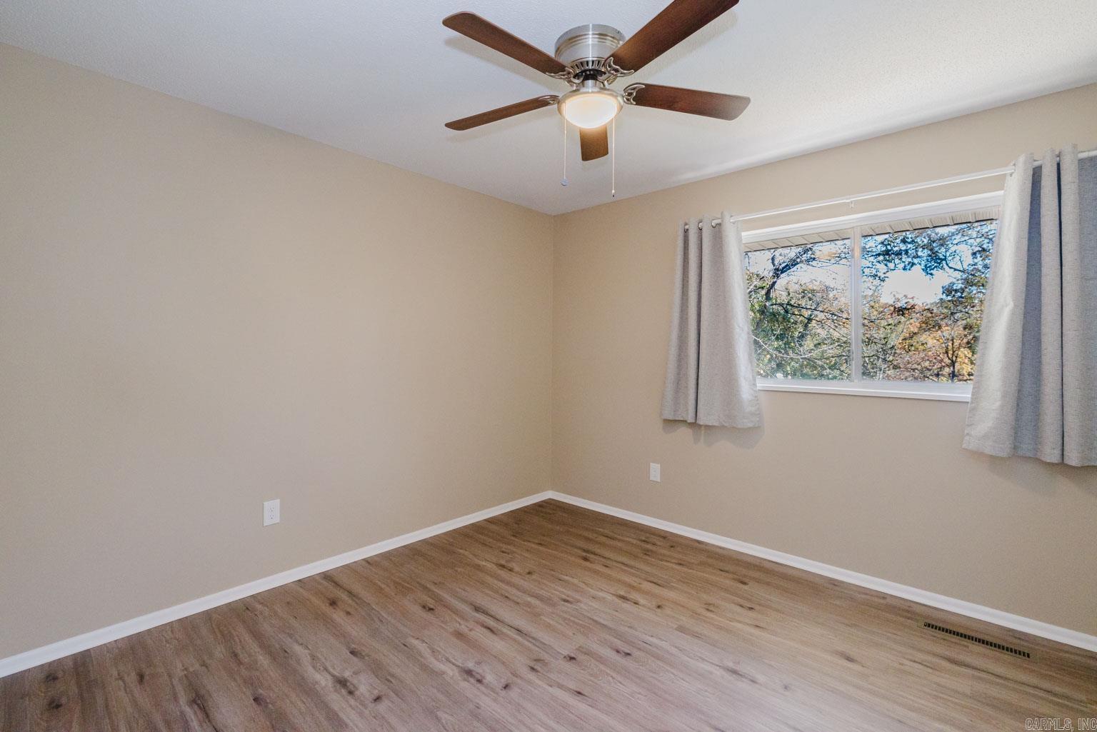 WATSON MANOR - Residential