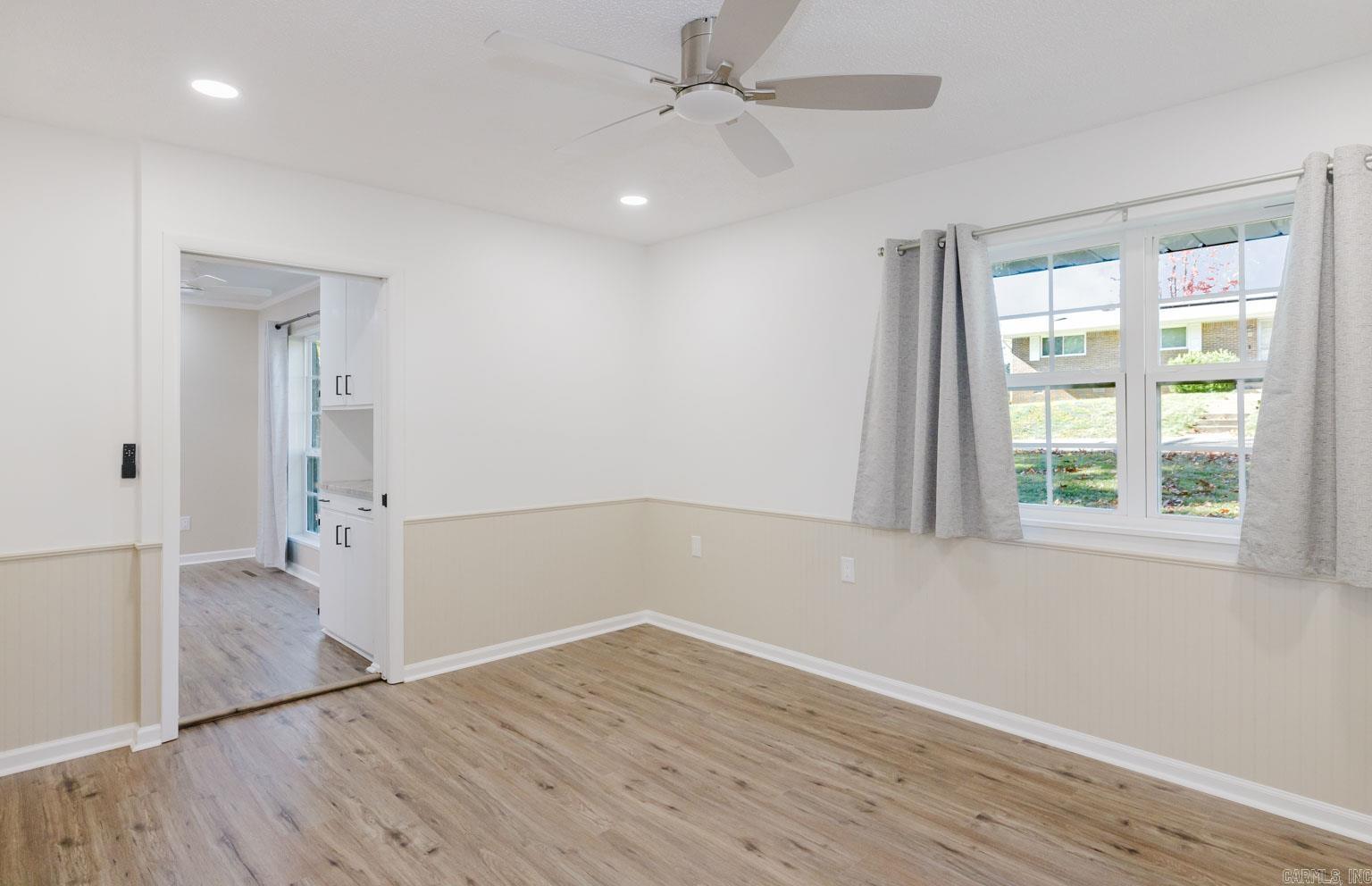 WATSON MANOR - Residential