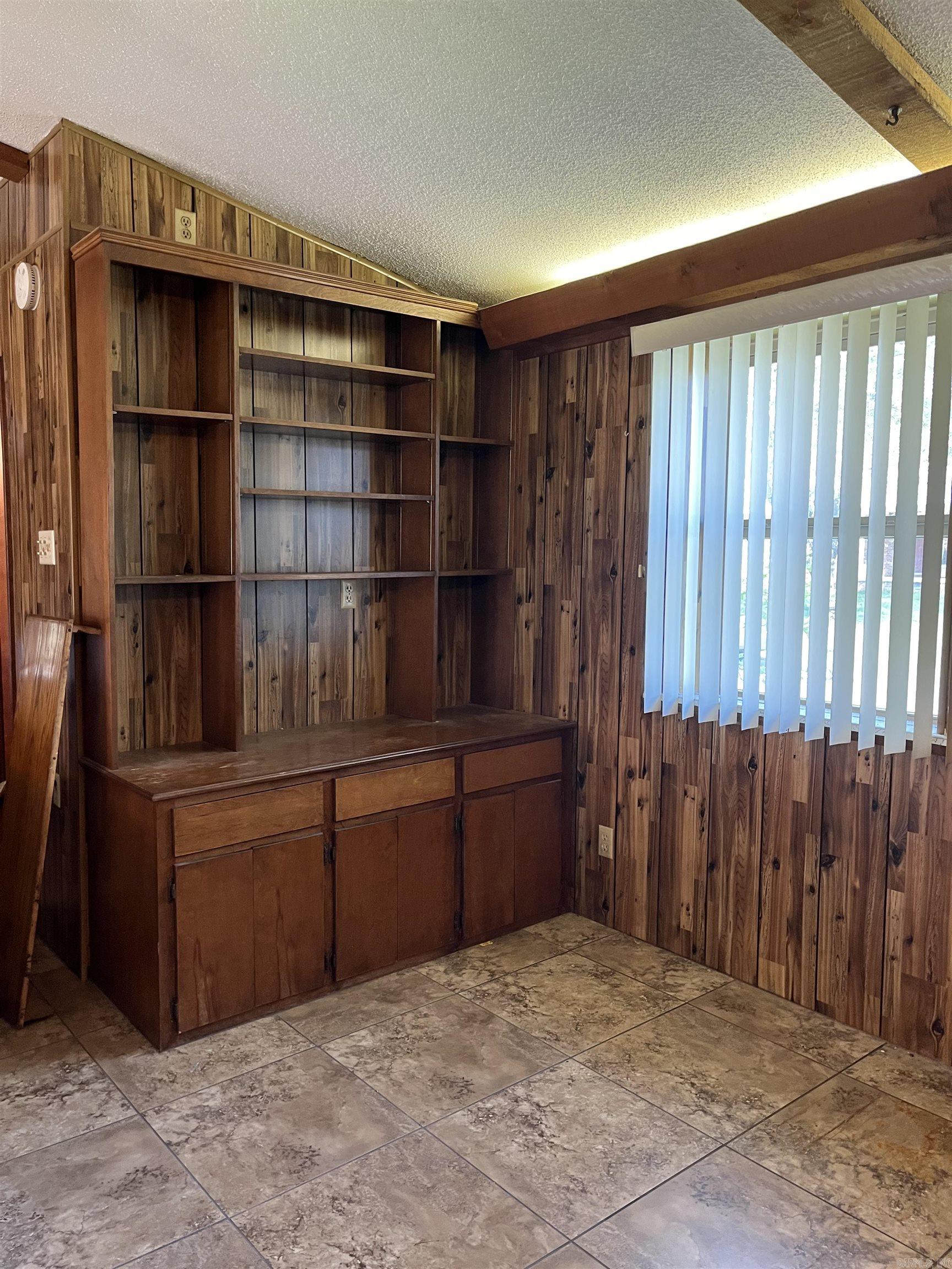 OAKHURST - Residential