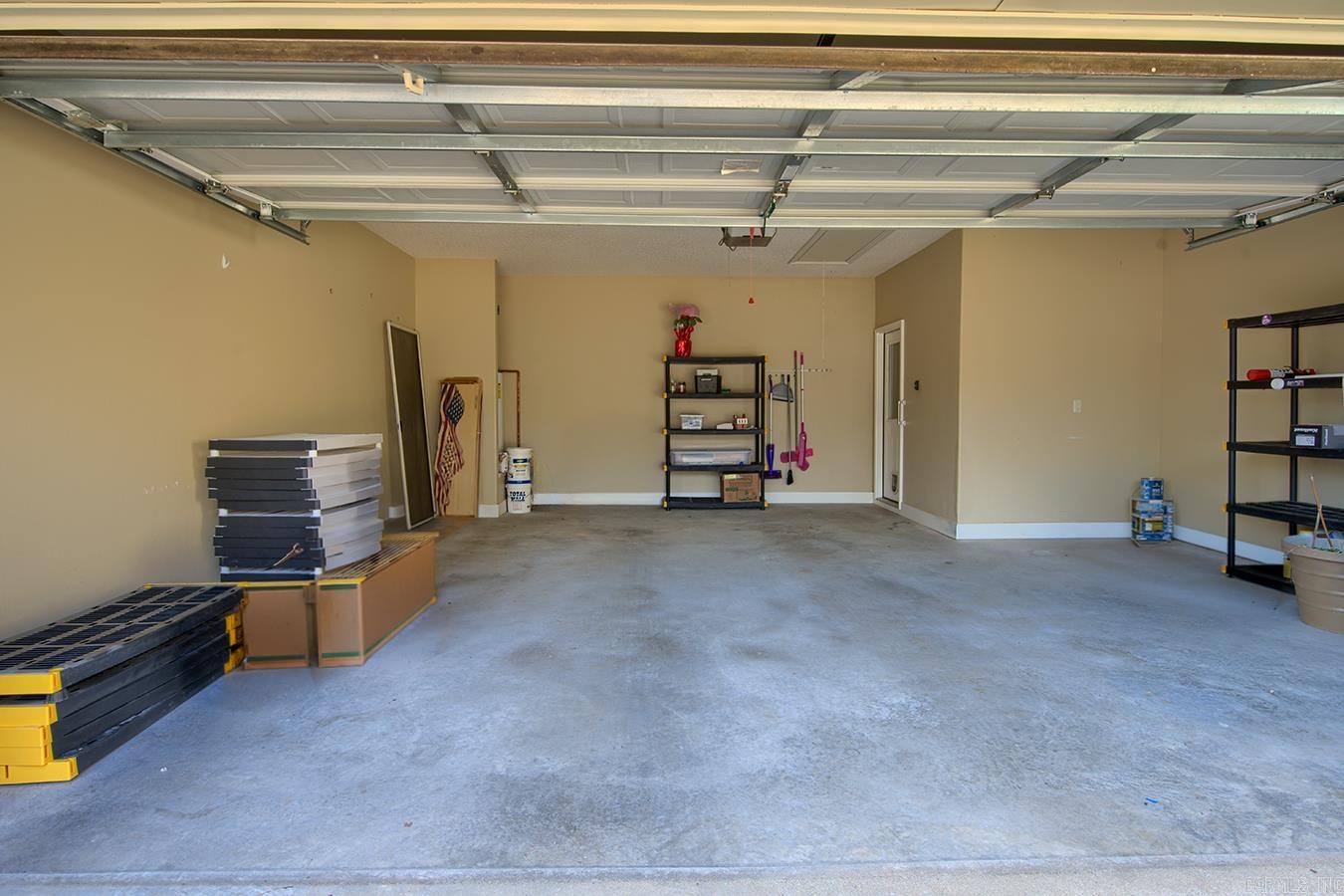 ISABELLA COURTS - Residential